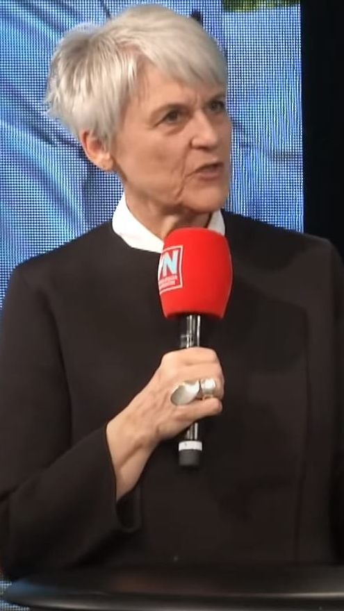 Adelsexpertin Lisbeth Bischoff bei "Vorarlberg Live".