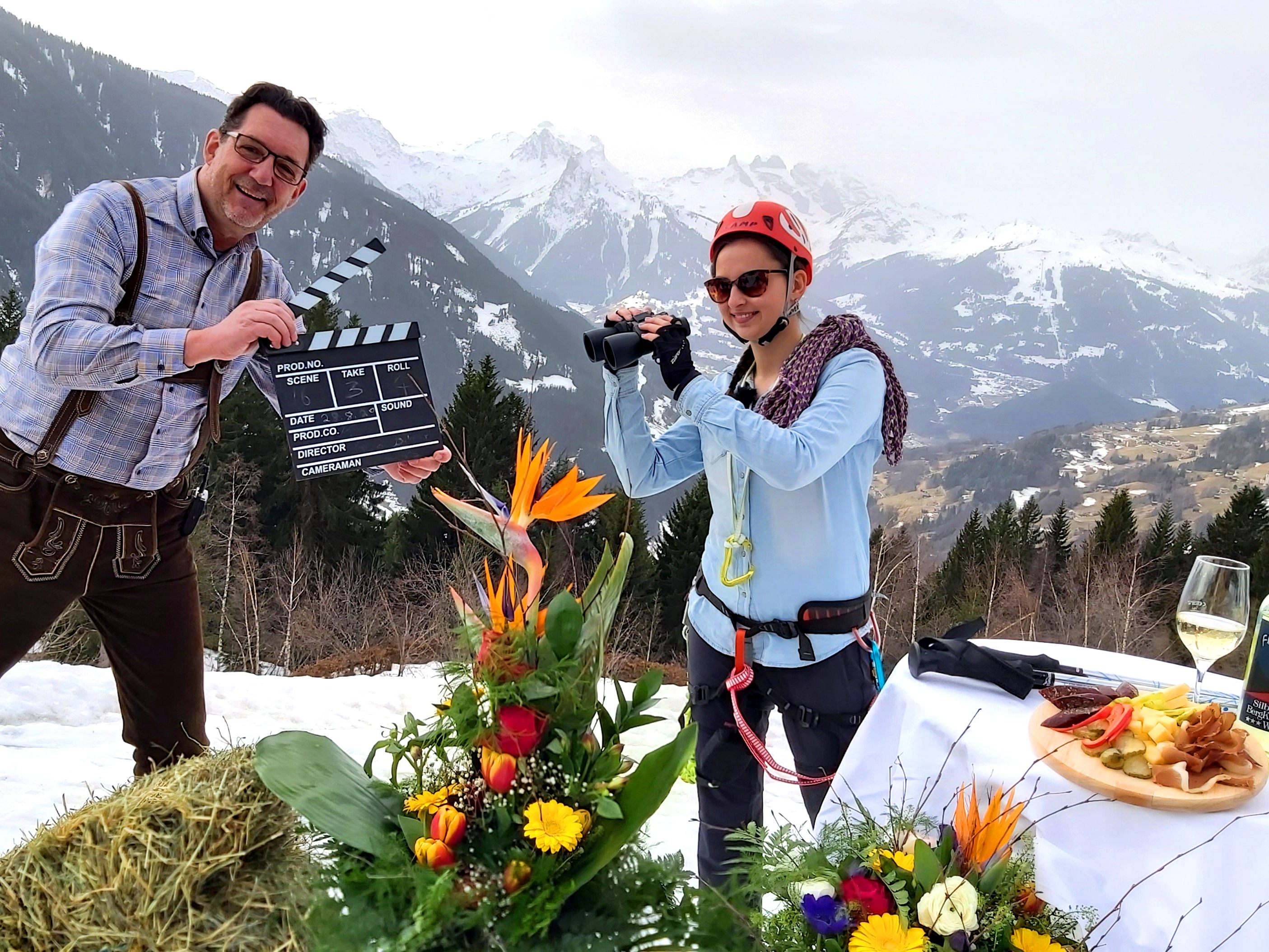 Die 23-jährige Daniela Dornauer entspannt sich beim Bergsteigen und ist zu Gast in der 188. TV-Folge "us dr Gondl", die als Sonderstaffel am Kristberg im Silbertal aufgezeichnet wurde. Die 23-jährige Daniela Dornauer entspannt sich beim Bergsteigen und ist zu Gast in der 188. TV-Folge "us dr Gondl", die als Sonderstaffel am Kristberg im Silbertal aufgezeichnet wurde.