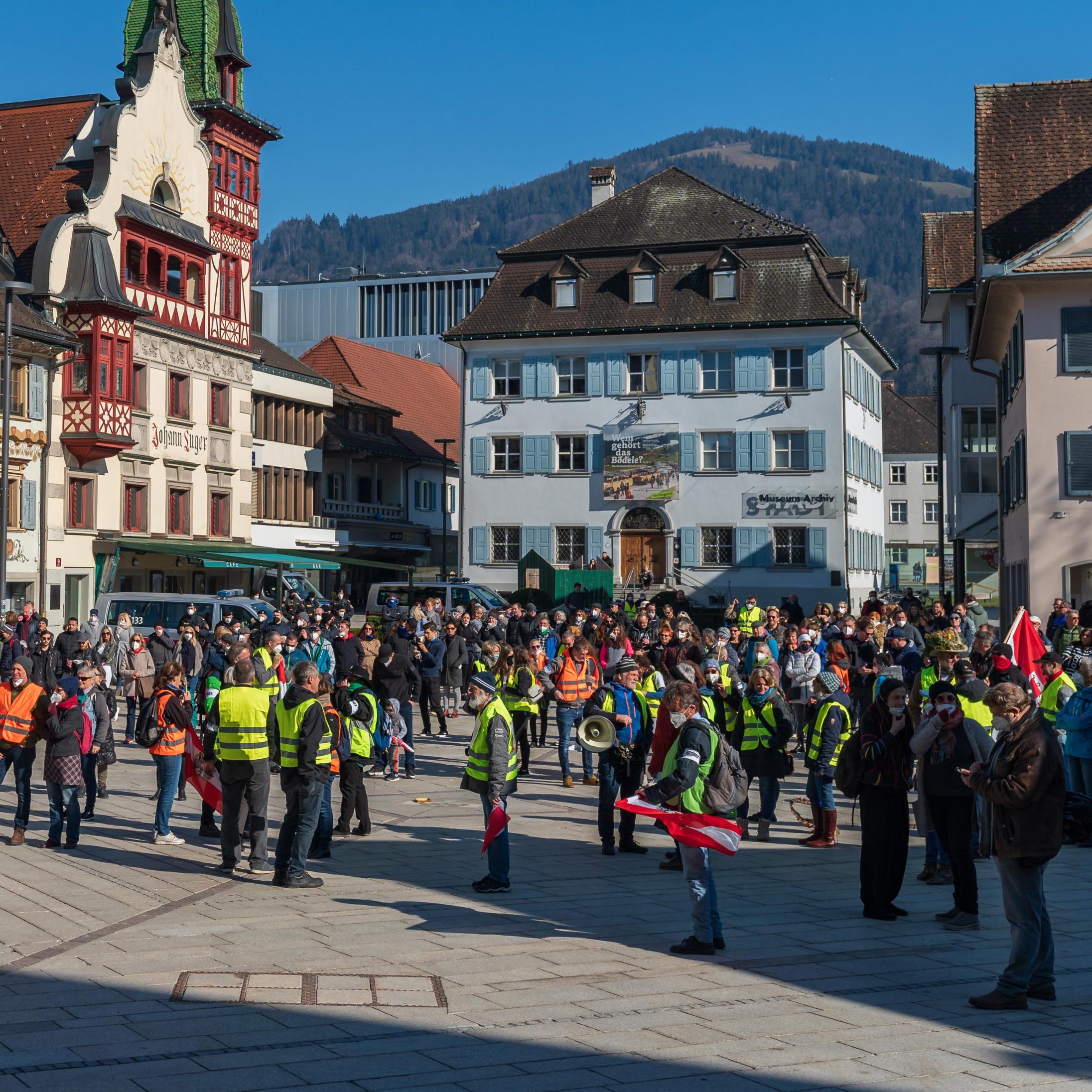 Die Kundgebung verlief friedlich, es kam zu 22 Anzeigen.
