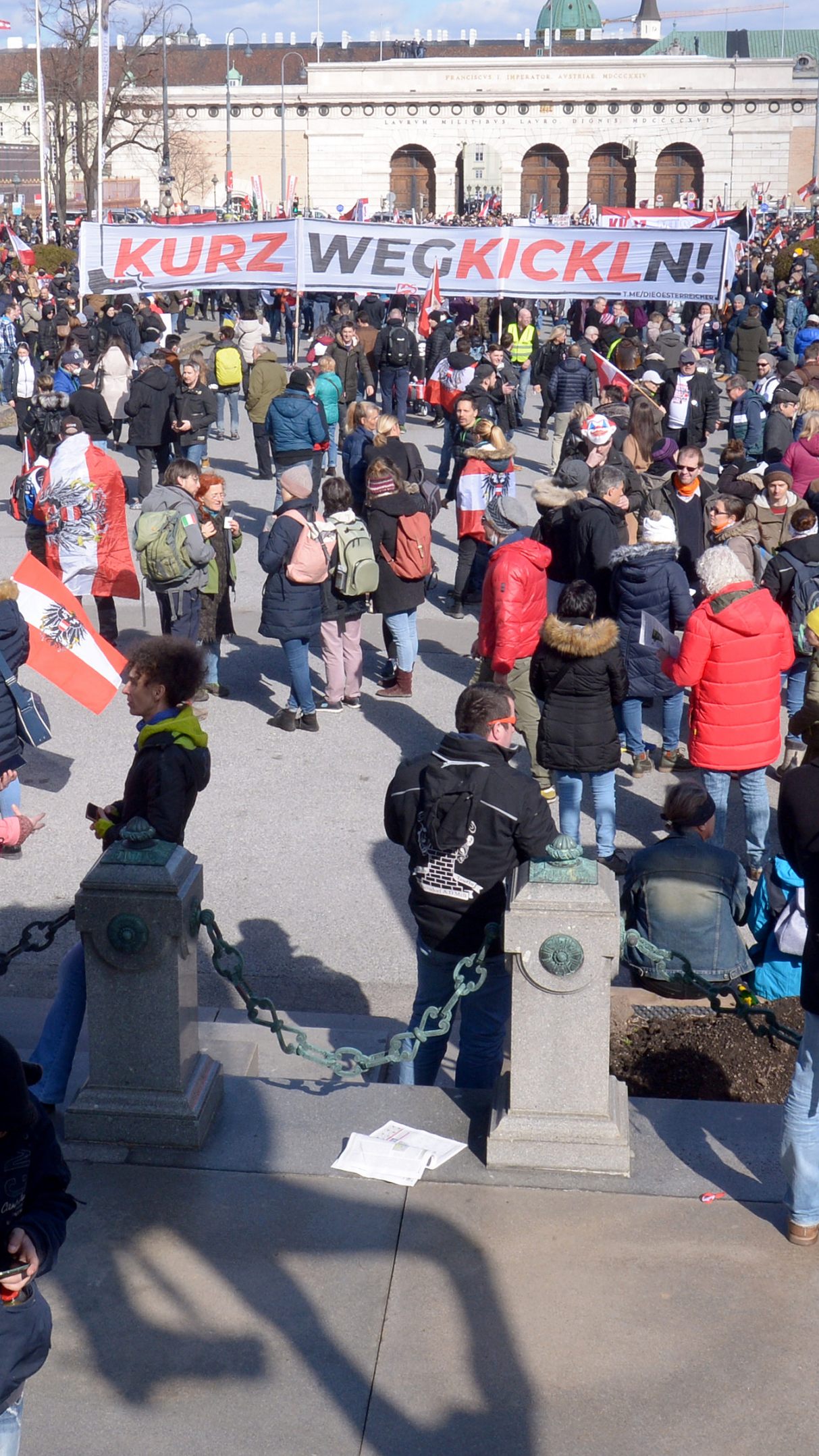 Eine Kundgebung gegen die Covid-19-Maßnahmen der Bundesregierung am Samstag, 6. März 2021 in Wien.