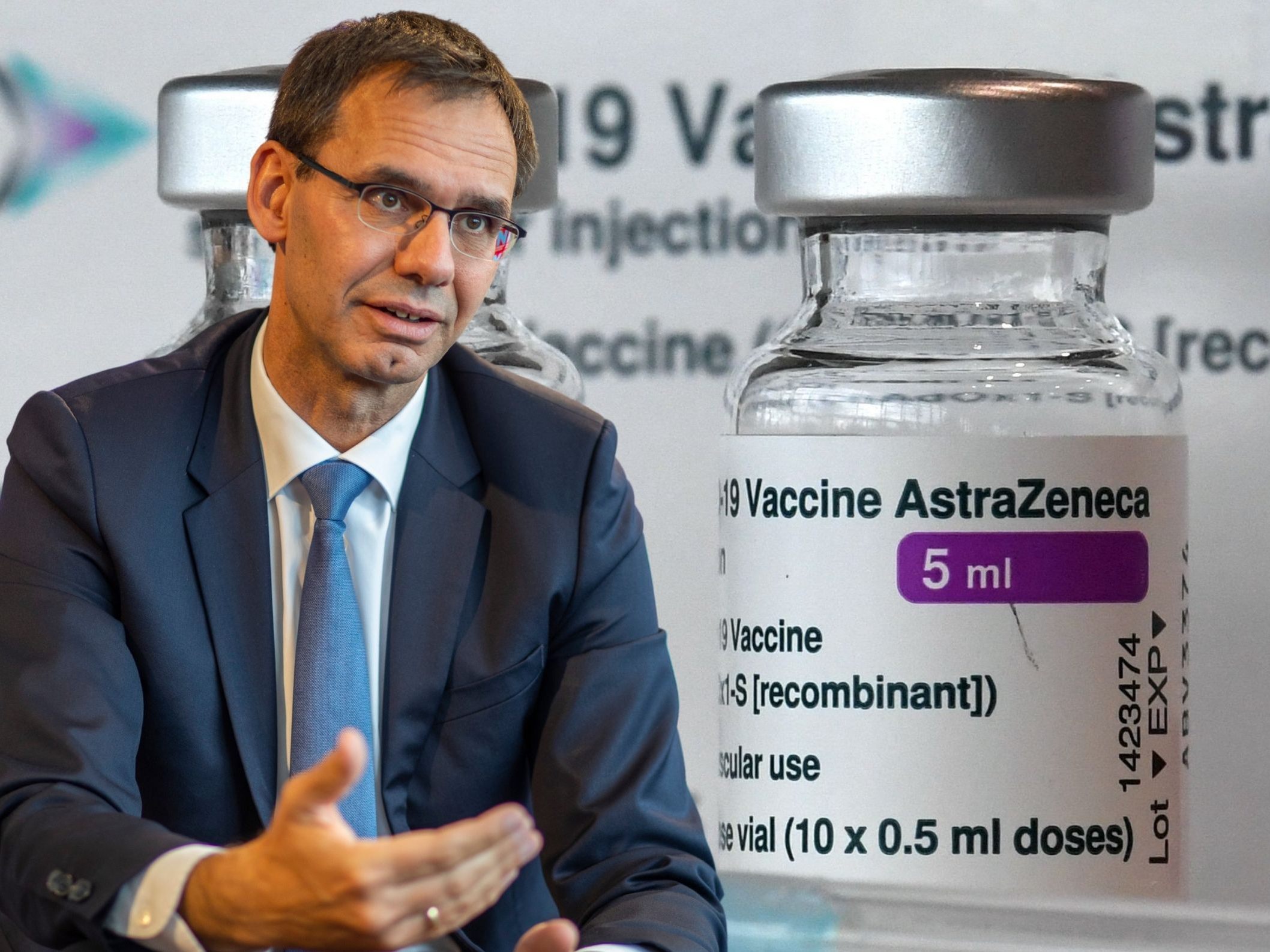 In Vorarlberg wird am dem Wochenende wieder der Impfstoff von AstraZeneca verabreicht. In Vorarlberg wird am dem Wochenende wieder der Impfstoff von AstraZeneca verabreicht.