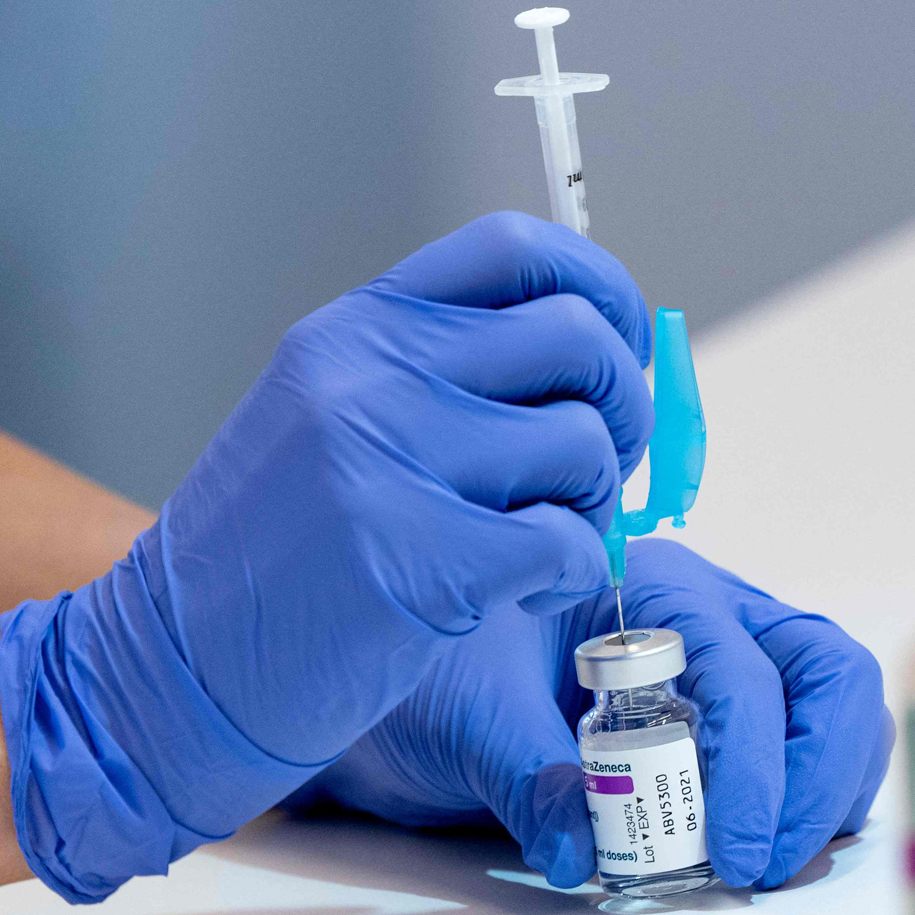 NEOS begrüßen die verschärfte Export-Kontrolle der Europäischen Kommission.