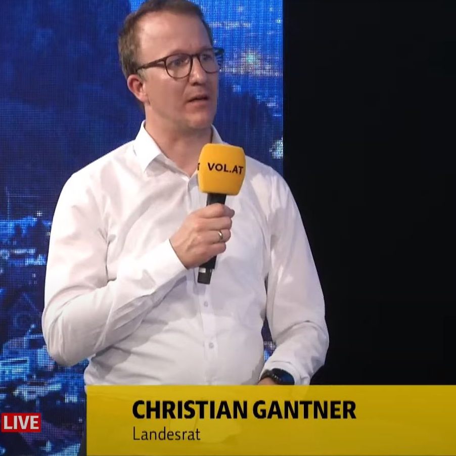 Christian Gantner zu den Ausreisekontrollen aus dem Leiblachtal im Studio von "Vorarlberg LIVE".