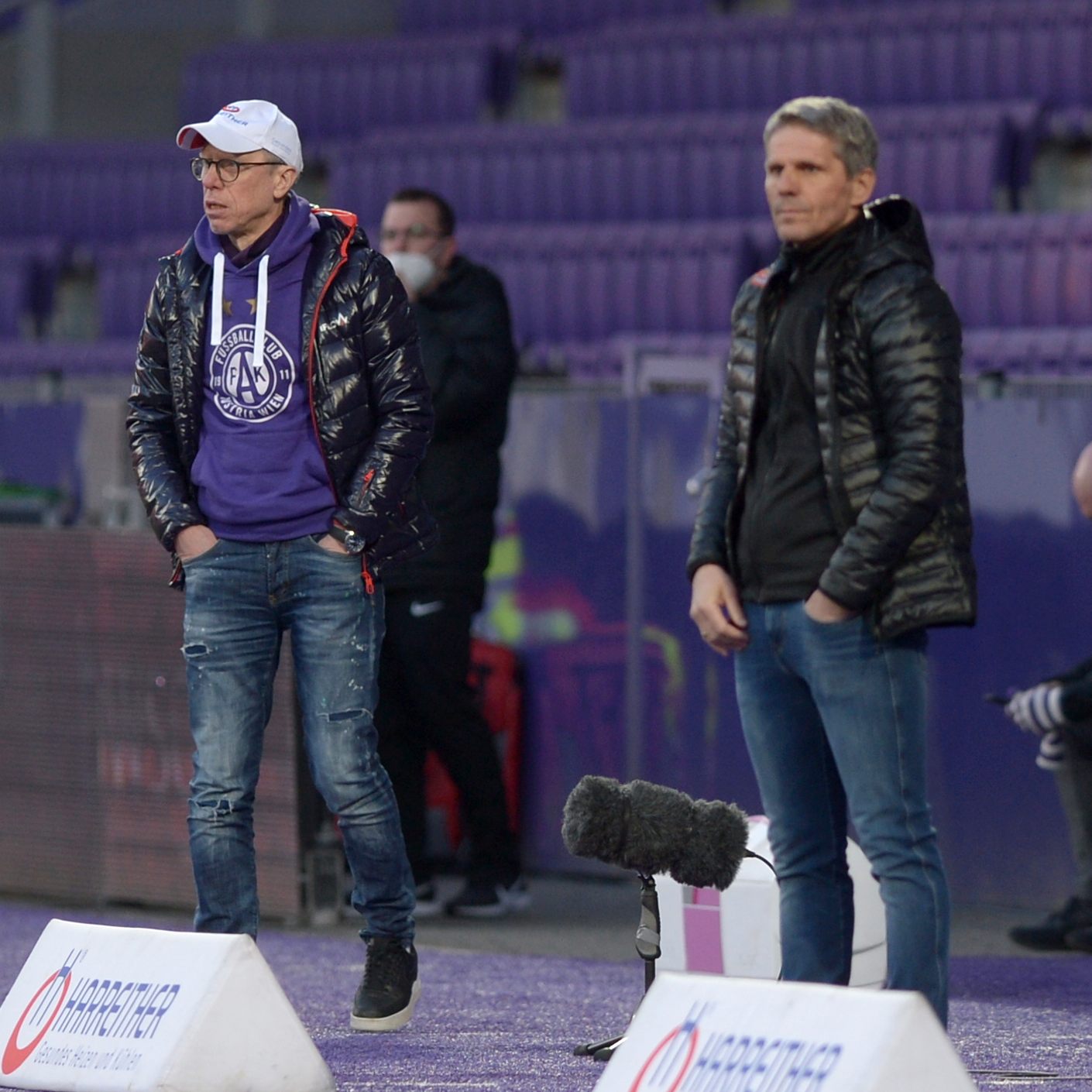 Beide Trainer waren mit dem Derby nicht zufrieden.