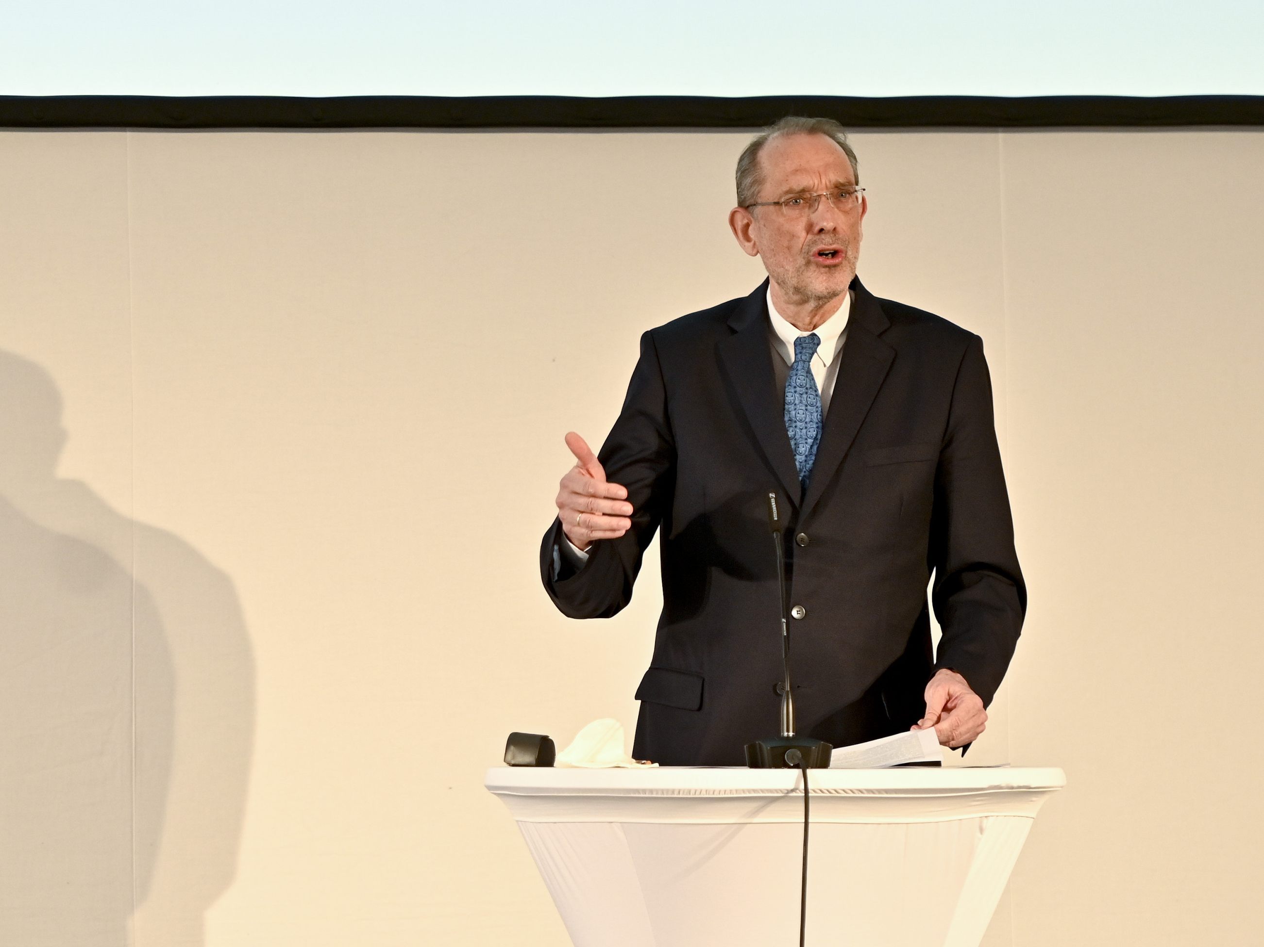 Eine PCR-Testung aller Schüler ginge sich laut Faßmann logistisch nicht aus. Eine PCR-Testung aller Schüler ginge sich laut Faßmann logistisch nicht aus.
