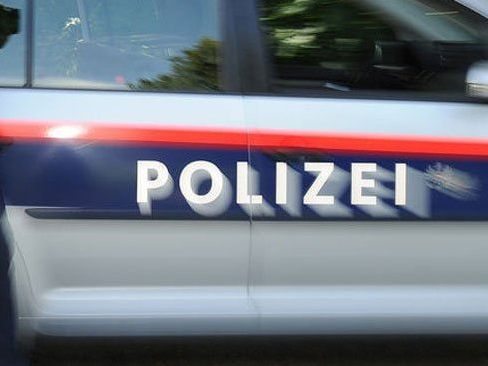 Der Drogenlenker versuchte am Ende seiner Flucht durch Wien einen Polizisten zu überfahren. Der Drogenlenker versuchte am Ende seiner Flucht durch Wien einen Polizisten zu überfahren.