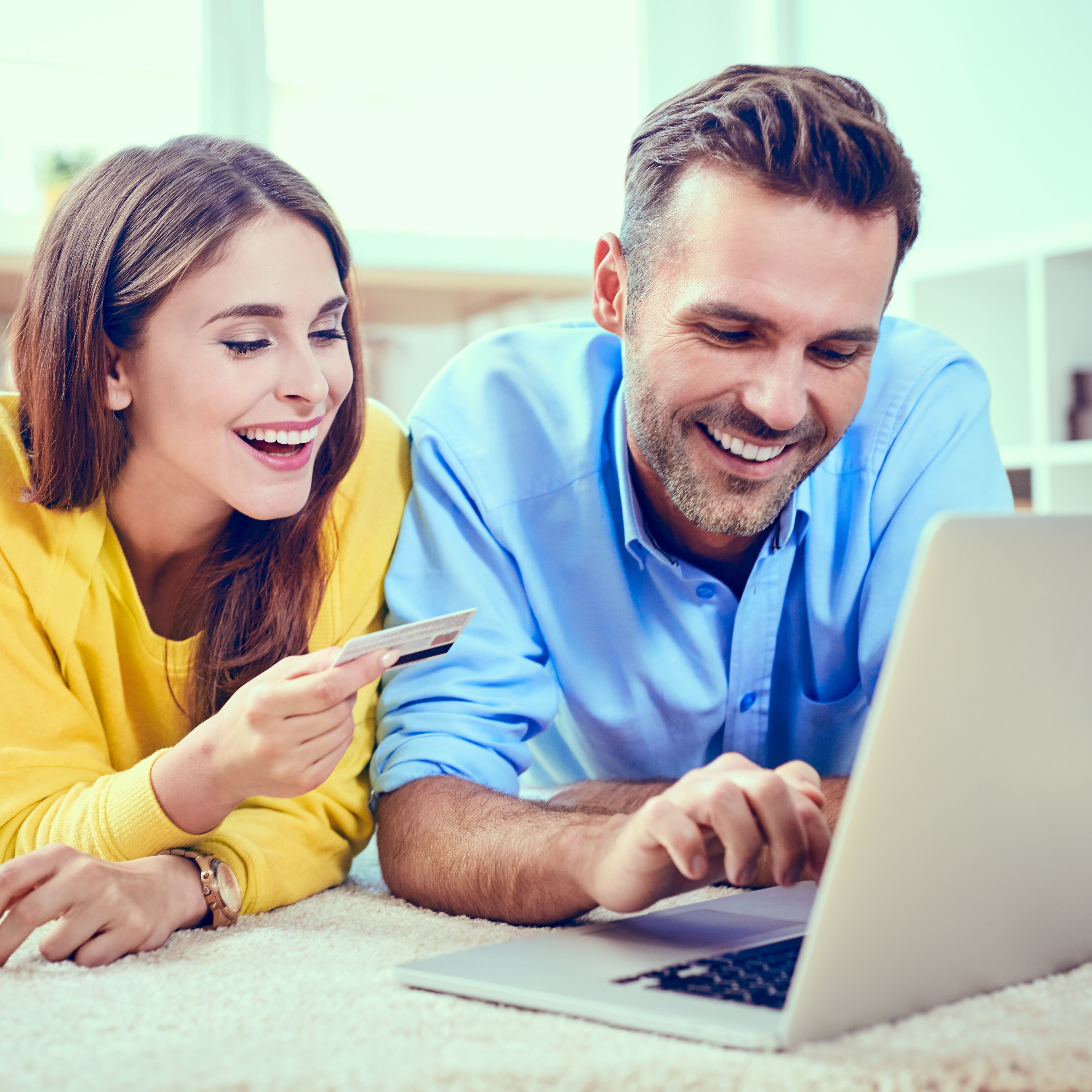 Rund die Hälfte der Befragten kauften sich Produkte, die sie zuvor noch nie online gekauft hatten.