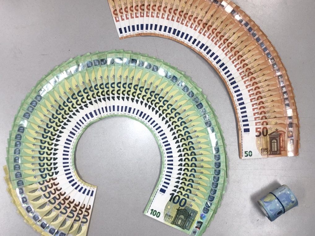 Mehr als 11.000 Euro konfisziert. Mehr als 11.000 Euro konfisziert.