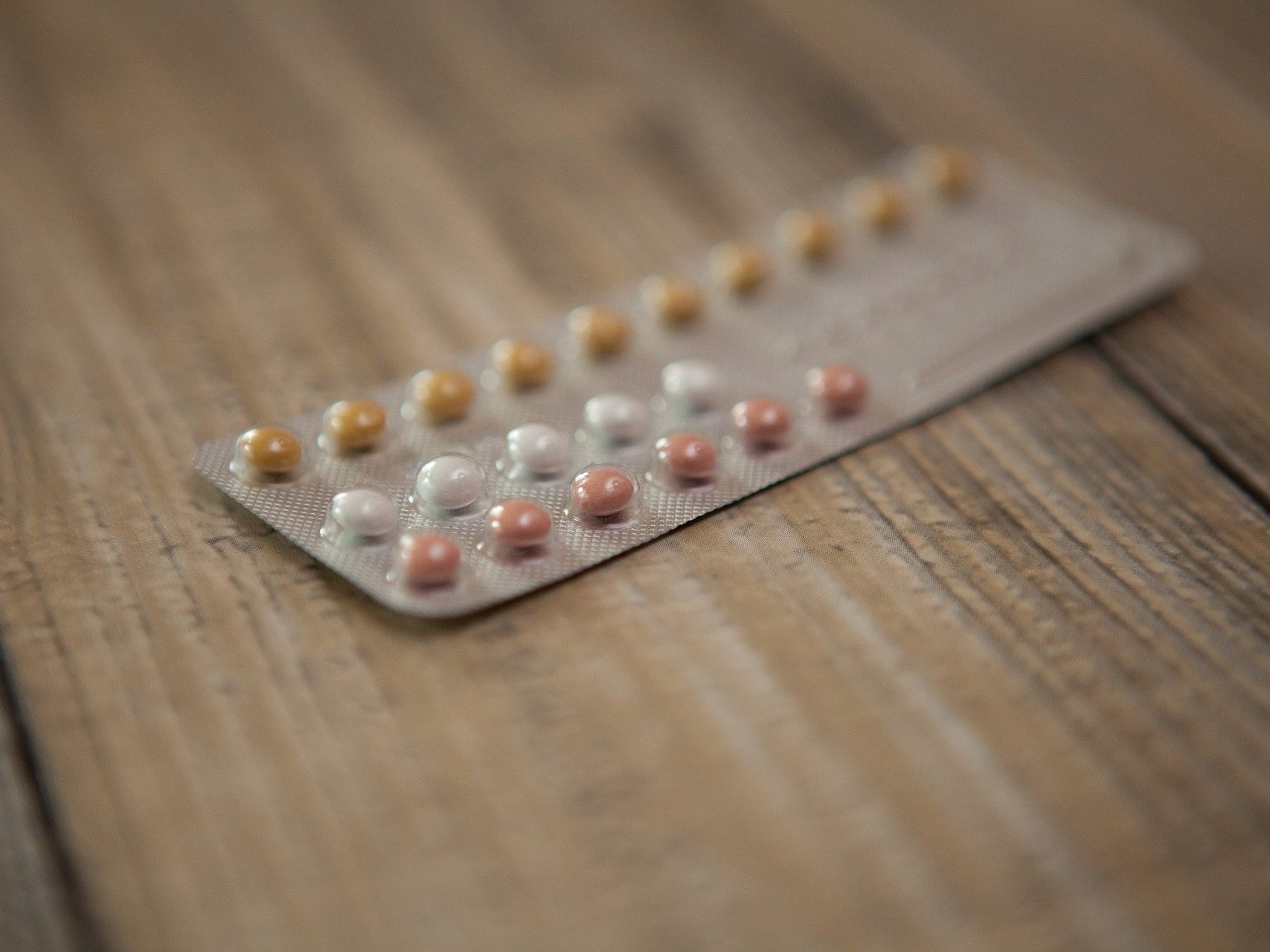 Das Risiko der Anti-Baby-Pille ist laut Experten nicht mit der Corona-Impfung vergleichbar. Das Risiko der Anti-Baby-Pille ist laut Experten nicht mit der Corona-Impfung vergleichbar.