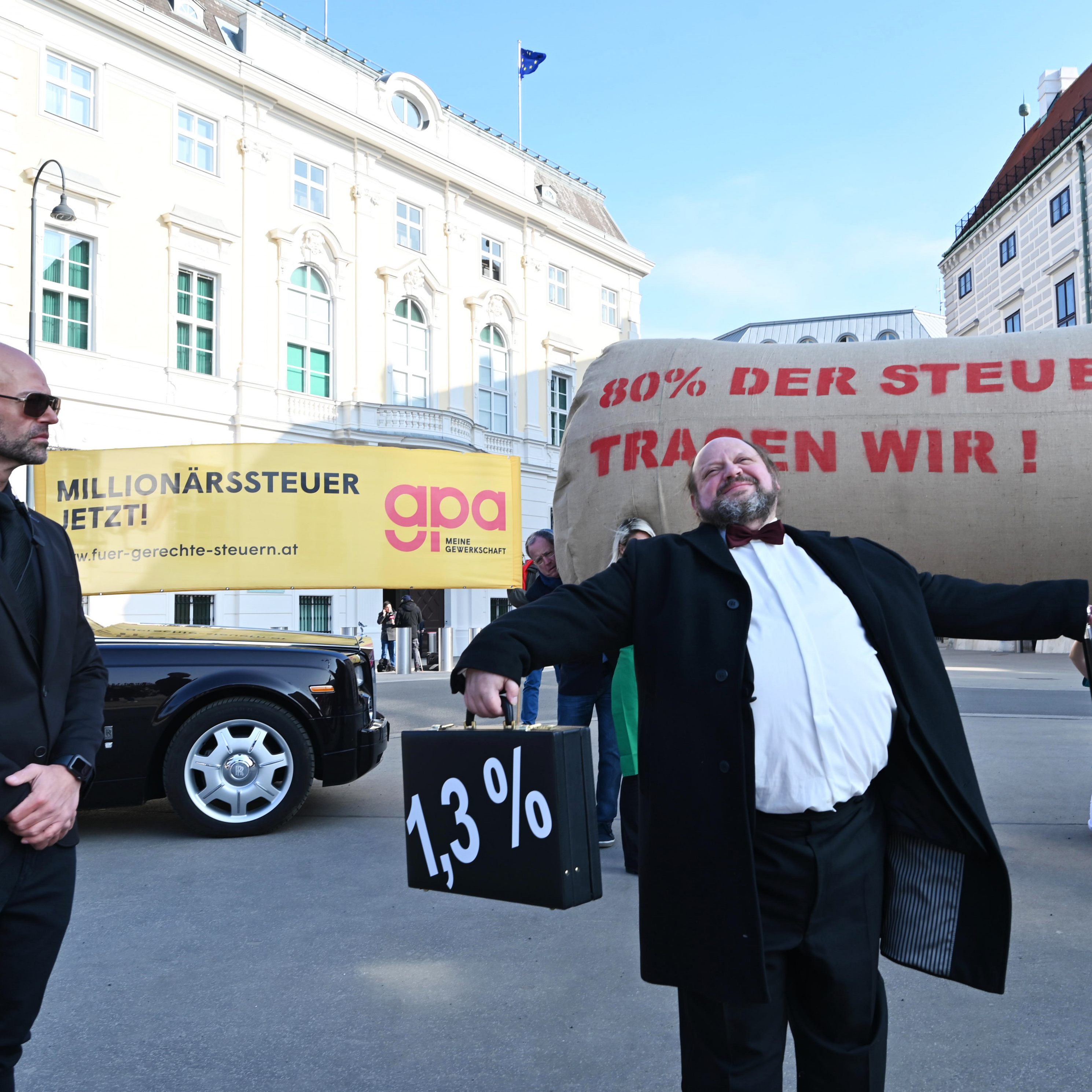 Die GPA demonstrierte vor dem Kanzleramt.