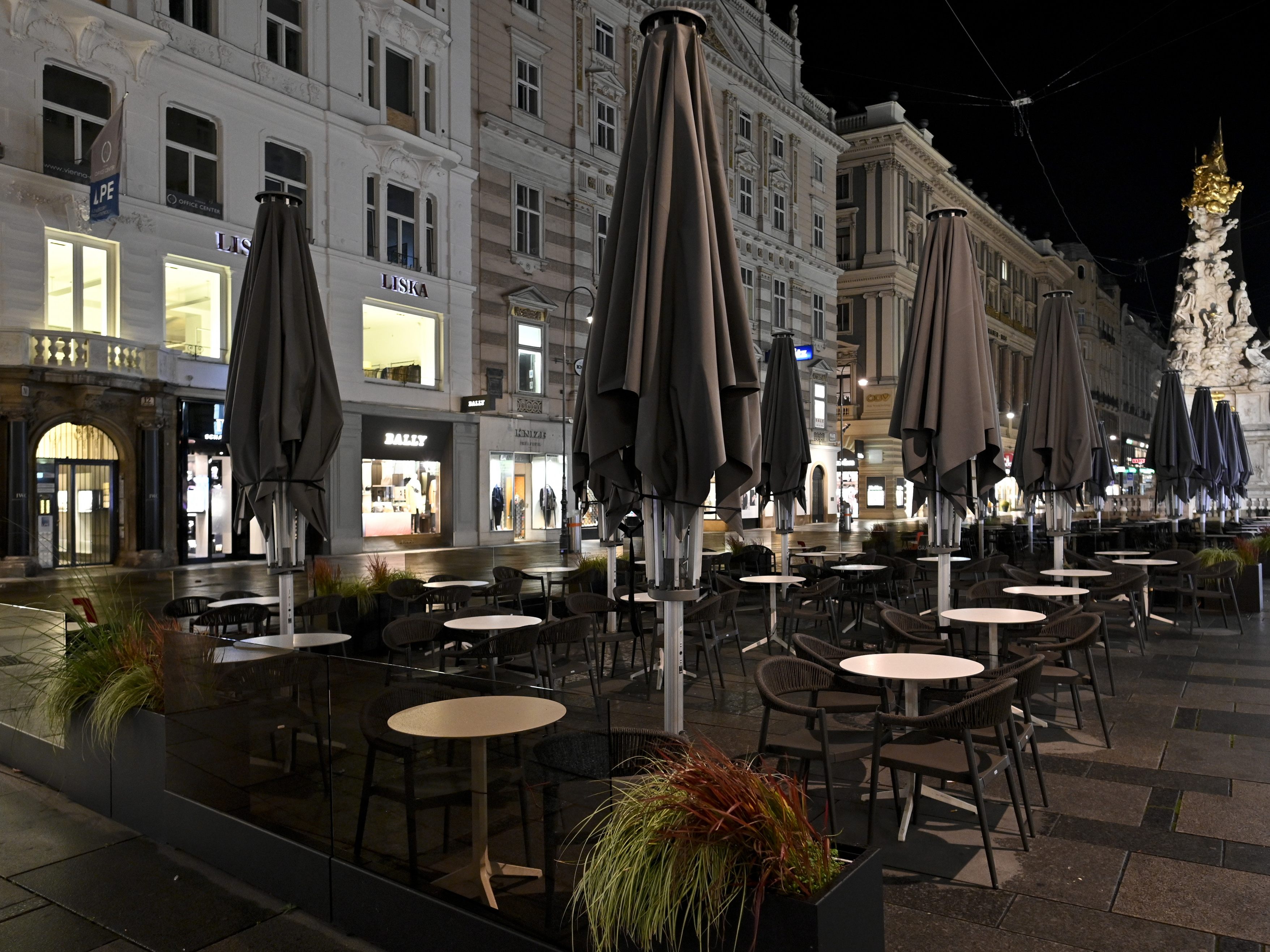 Ein großer Schanigarten in der Wiener Innenstadt. Ein großer Schanigarten in der Wiener Innenstadt.