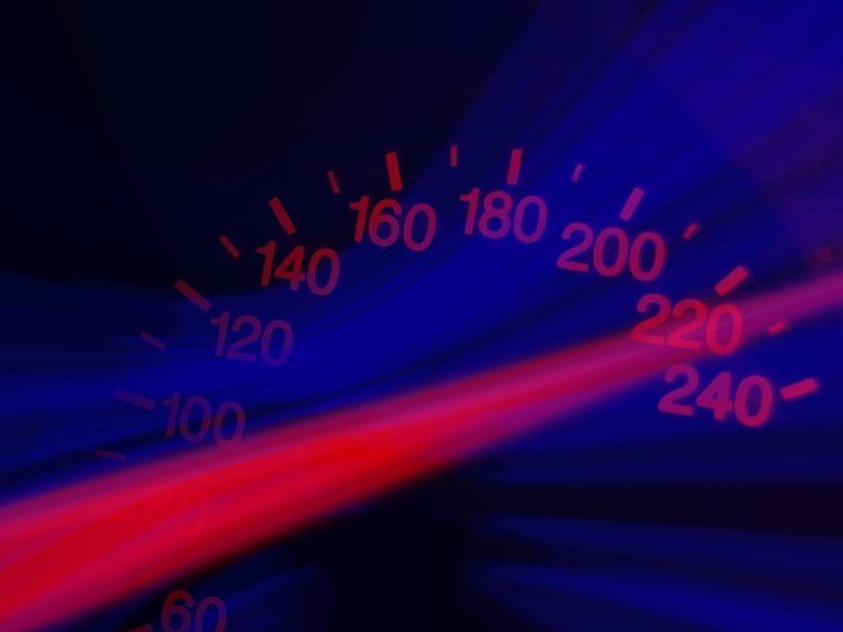 Eine Person war mit 228 km/h statt der erlaubten 80 km/h in Wien unterwegs.