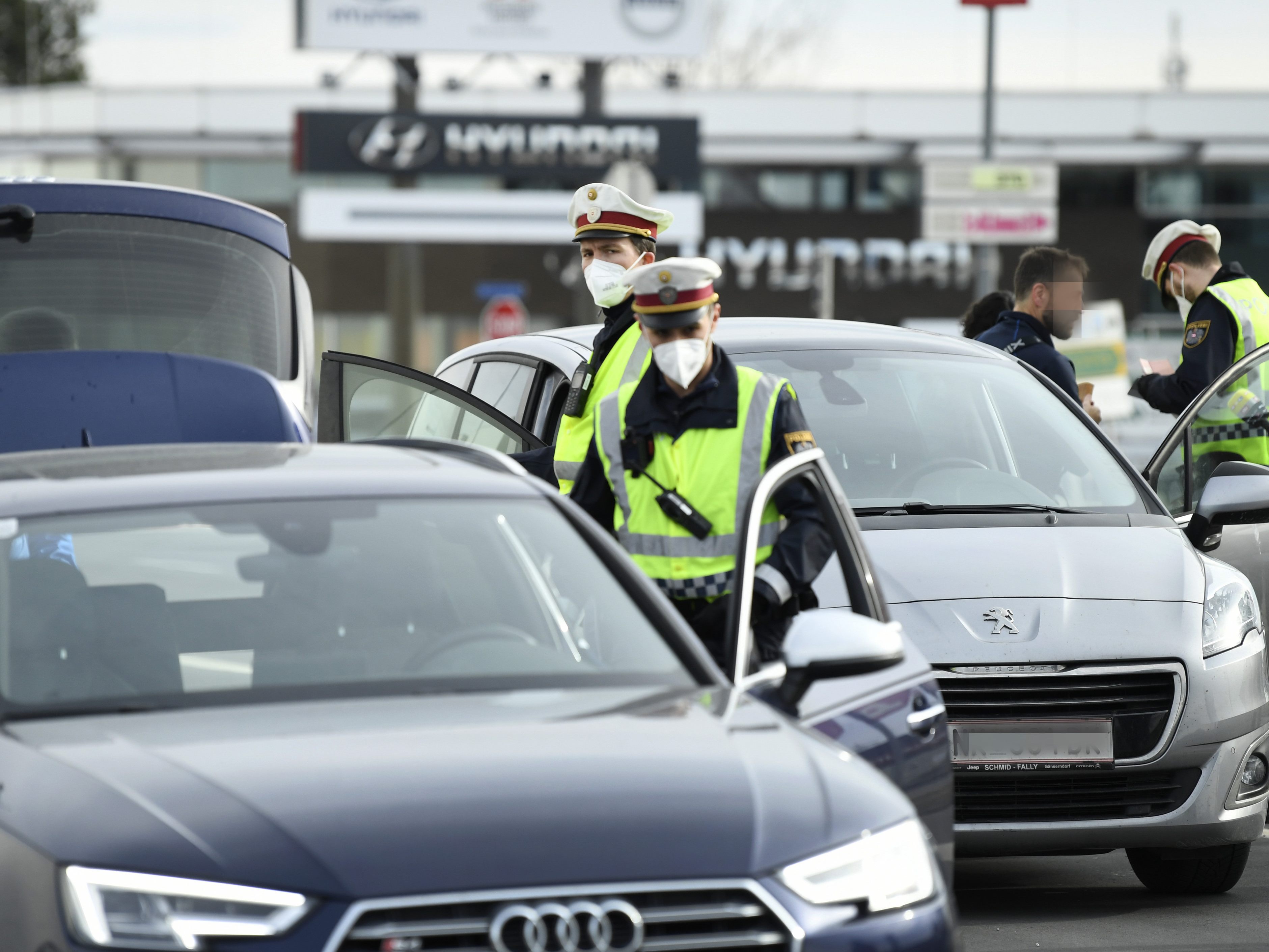 4.300 Personen wurden kontrolliert.