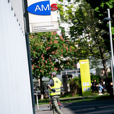 Die Coronakrise belastet weiterhin den Arbeitsmarkt