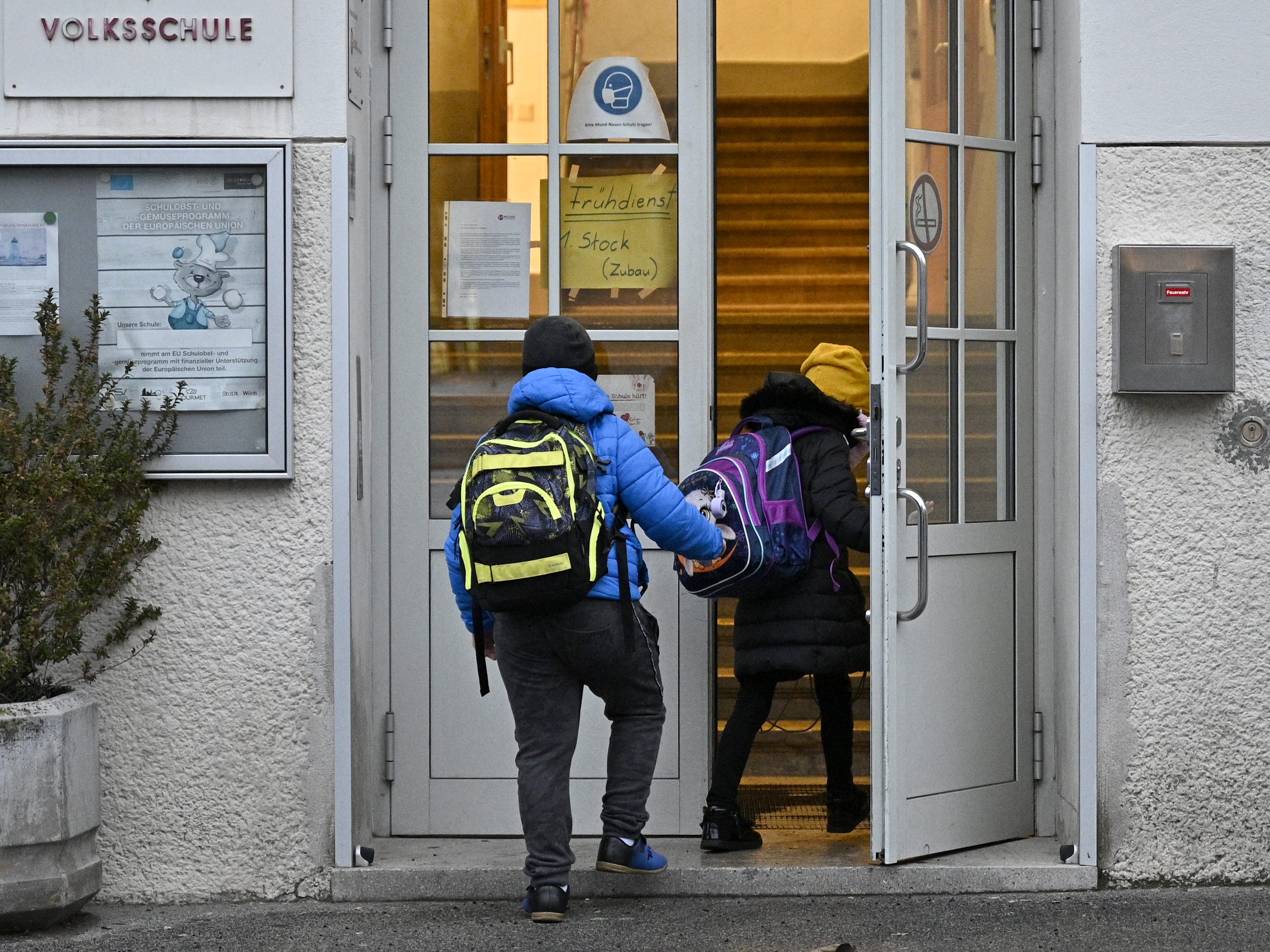 Ab Montag sind Wiens Schüler wieder zurück im Präsenzunterricht - zumindest teilweise.