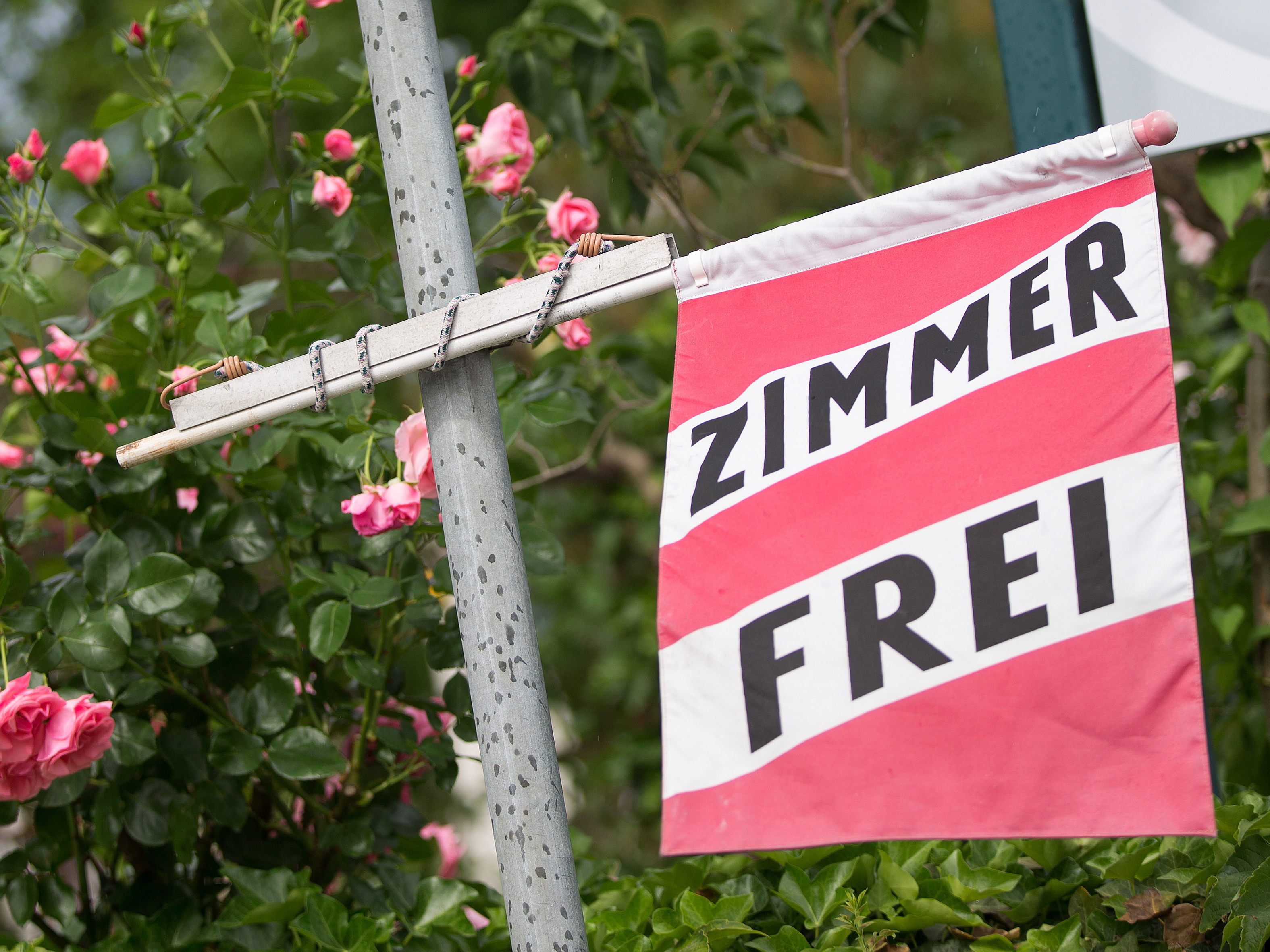 Gantner: Wichtige Unterstützung für Vermieter von Privatzimmern und Ferienwohnungen.