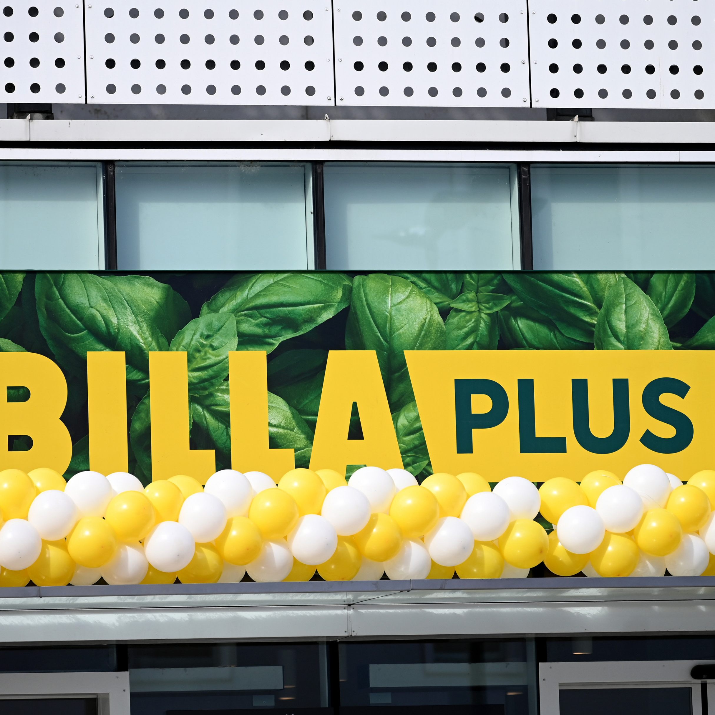 Ab heute gibt es nur noch "Billa Plus" statt "Merkur".