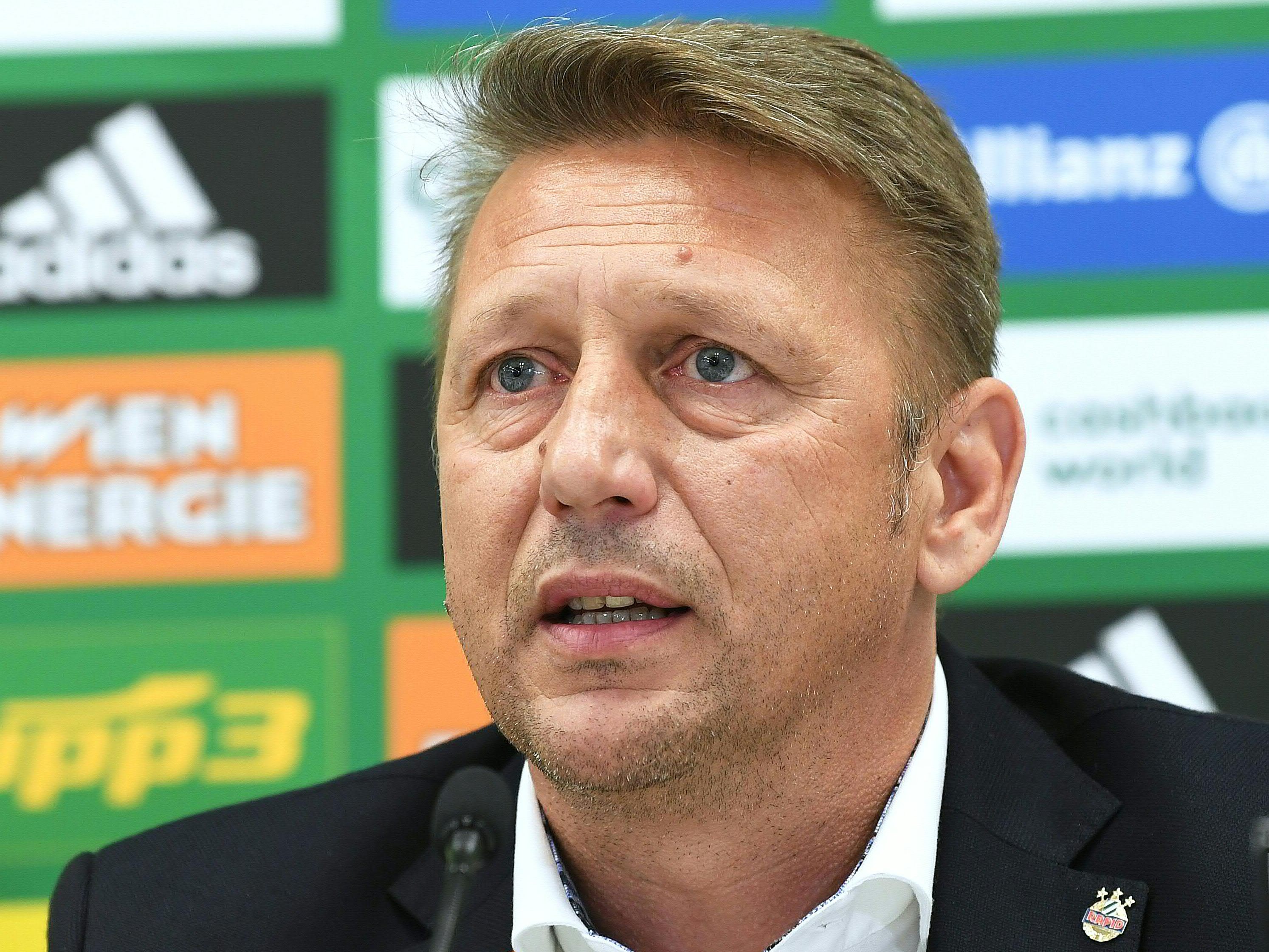 Vertrag mit Rapid Wien-Sportdirektor Zoran Barisic verlängert. Vertrag mit Rapid Wien-Sportdirektor Zoran Barisic verlängert.