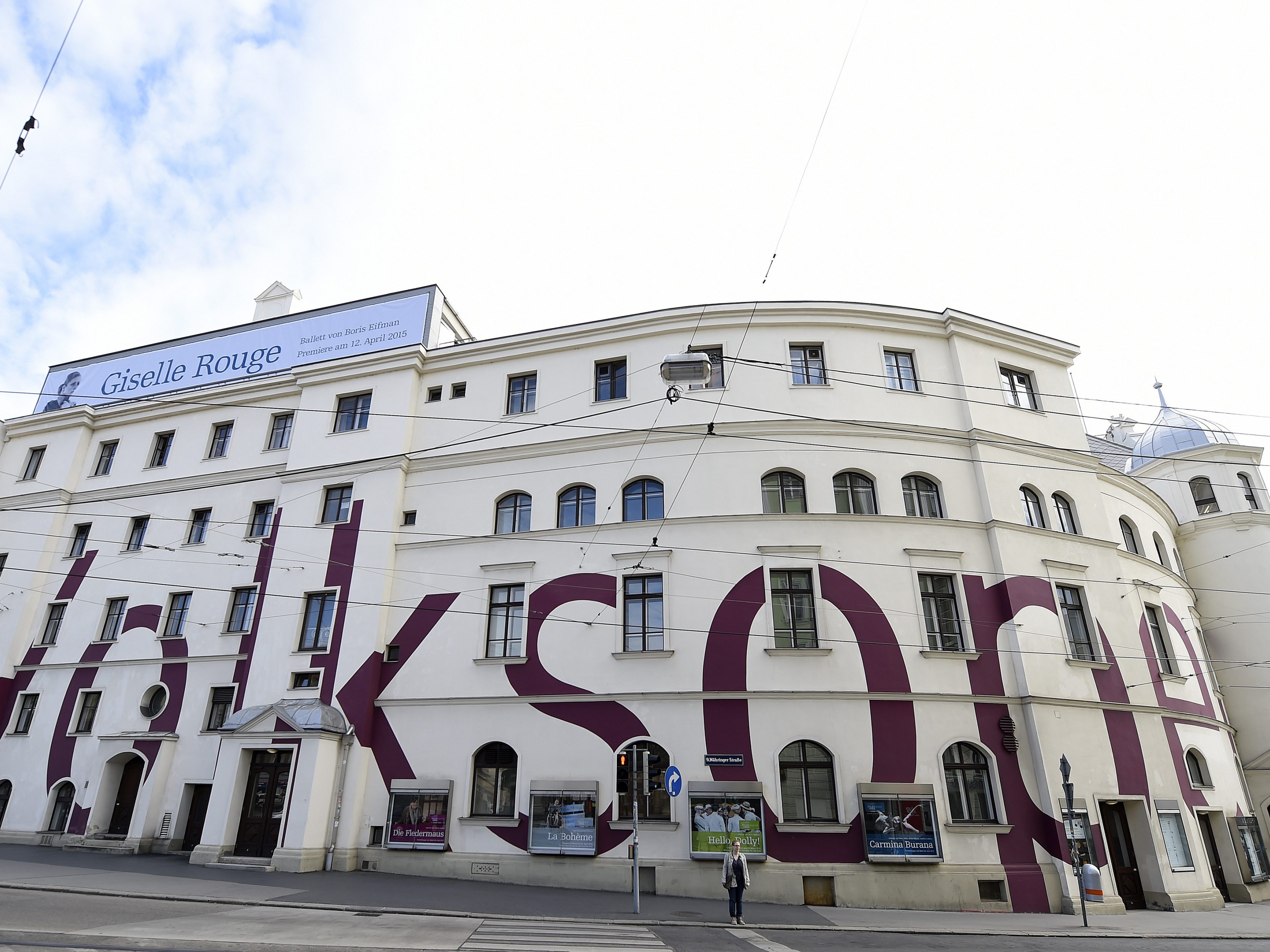 Auch an der Wiener Volksoper gibt es nach dem Coronavirus-Lockdown einen Neustart. Auch an der Wiener Volksoper gibt es nach dem Coronavirus-Lockdown einen Neustart.