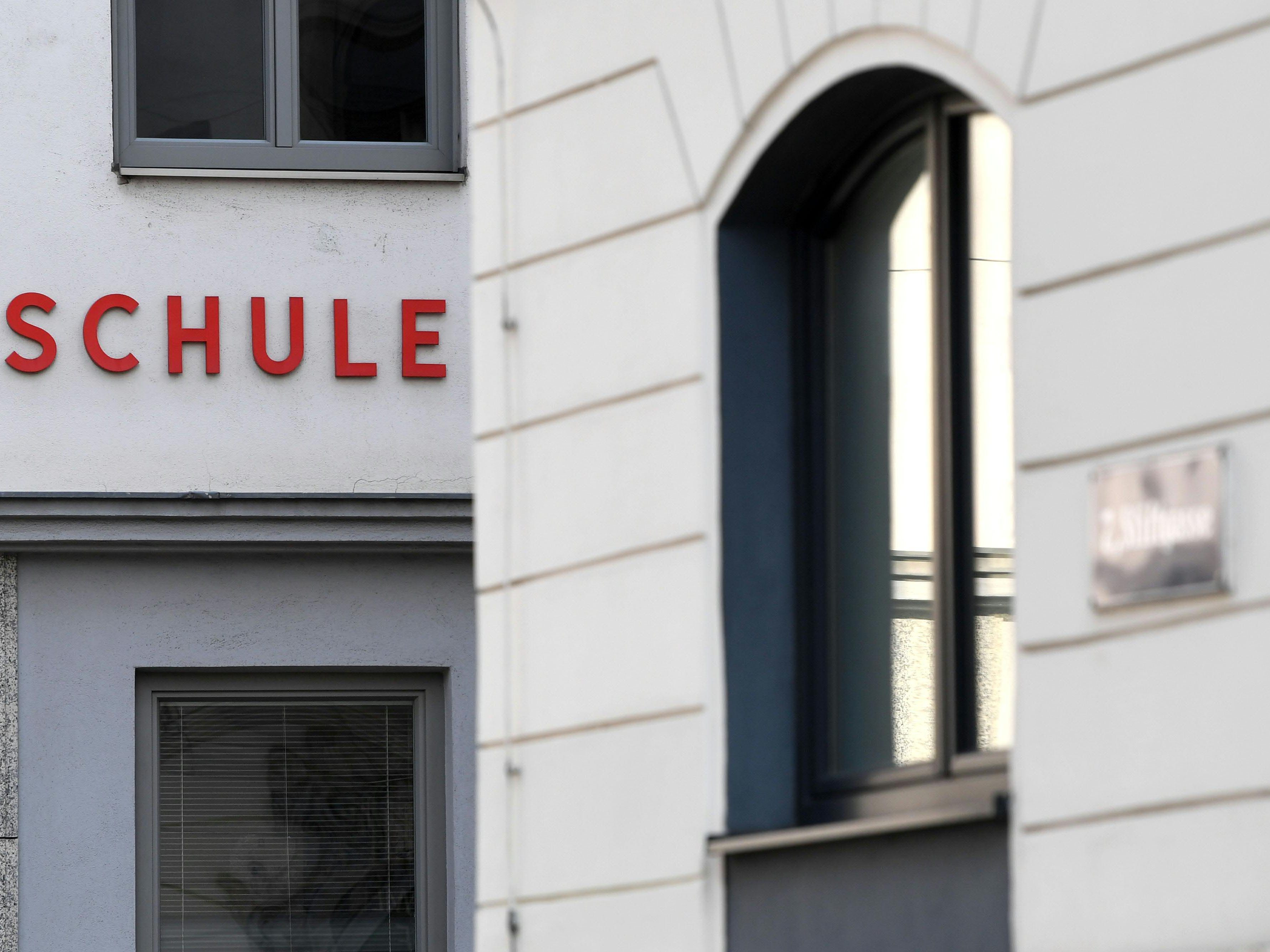In der Ostregion haben in dieser Woche laut Bildungsministerium im Schnitt sechs Prozent der Schüler das Betreuungsangebot an den Schulen genutzt.