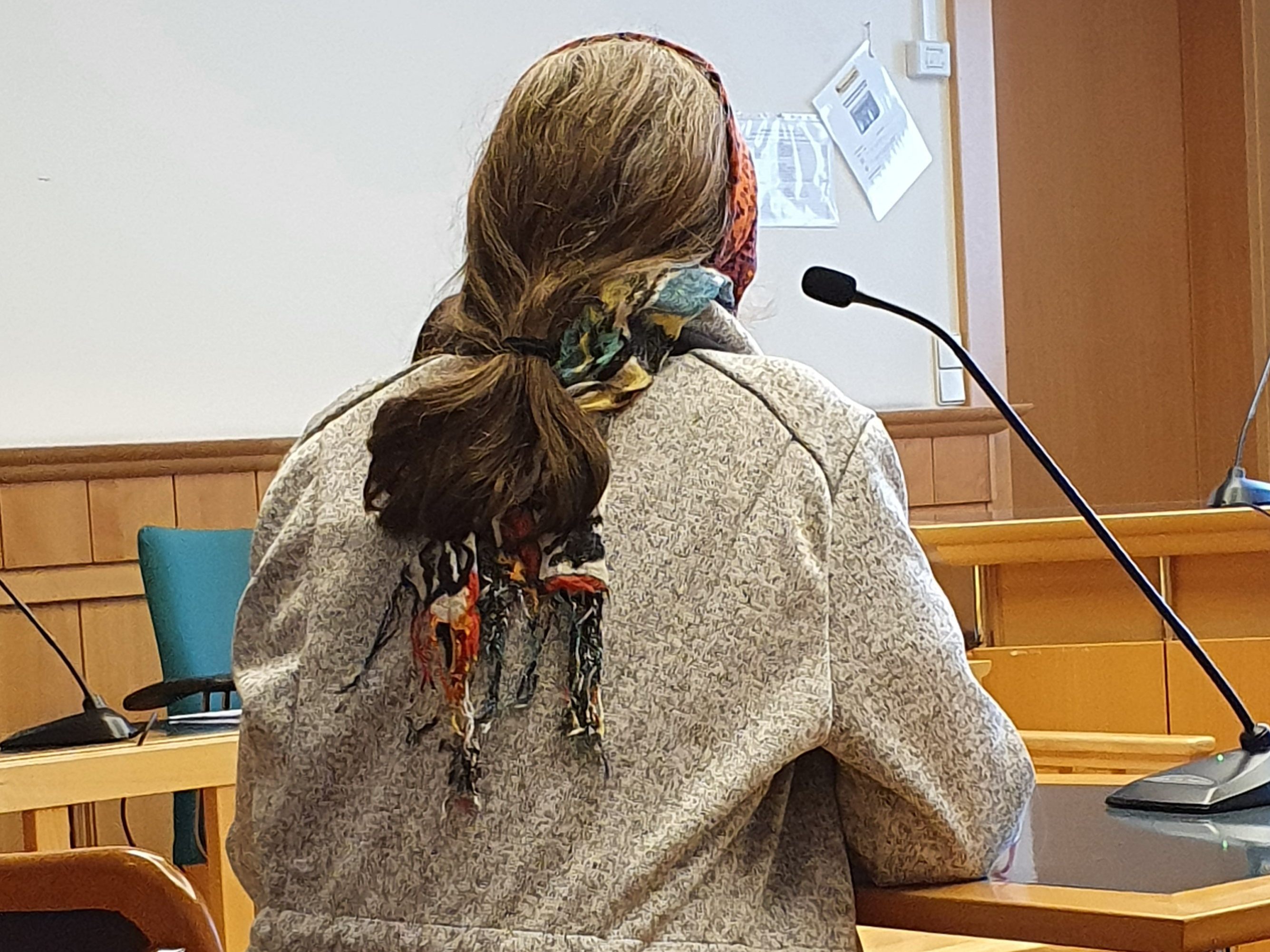 Die 55-Jährige wurde von Corona-Leugnern zur Verhandlung begleitet. Die 55-Jährige wurde von Corona-Leugnern zur Verhandlung begleitet.