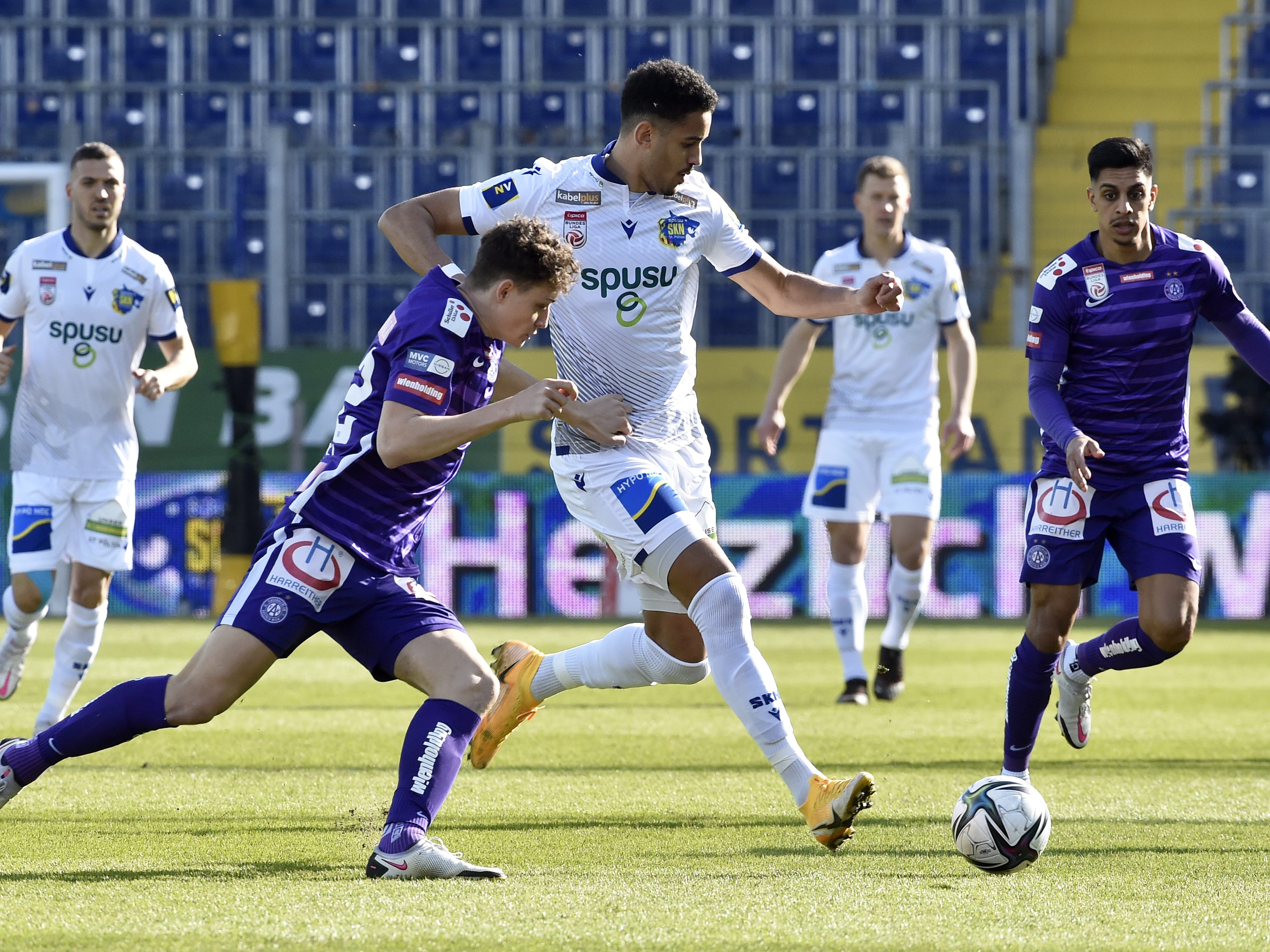 LIVE-Ticker zum Spiel SKN St. Pölten gegen Austria Wien ab 17.00 Uhr.