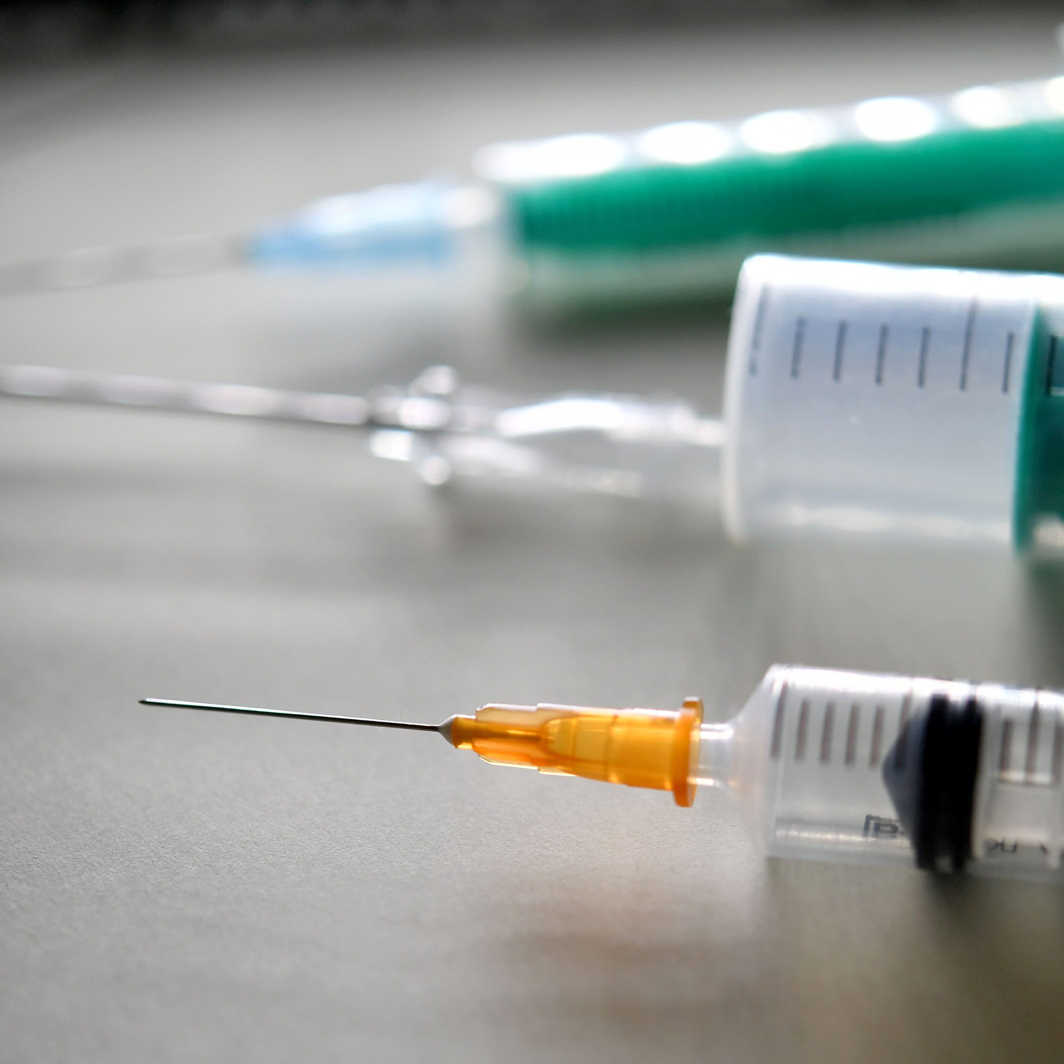 Bei der Meningokokken-Impfung gibt es mehrere Möglichkeiten.