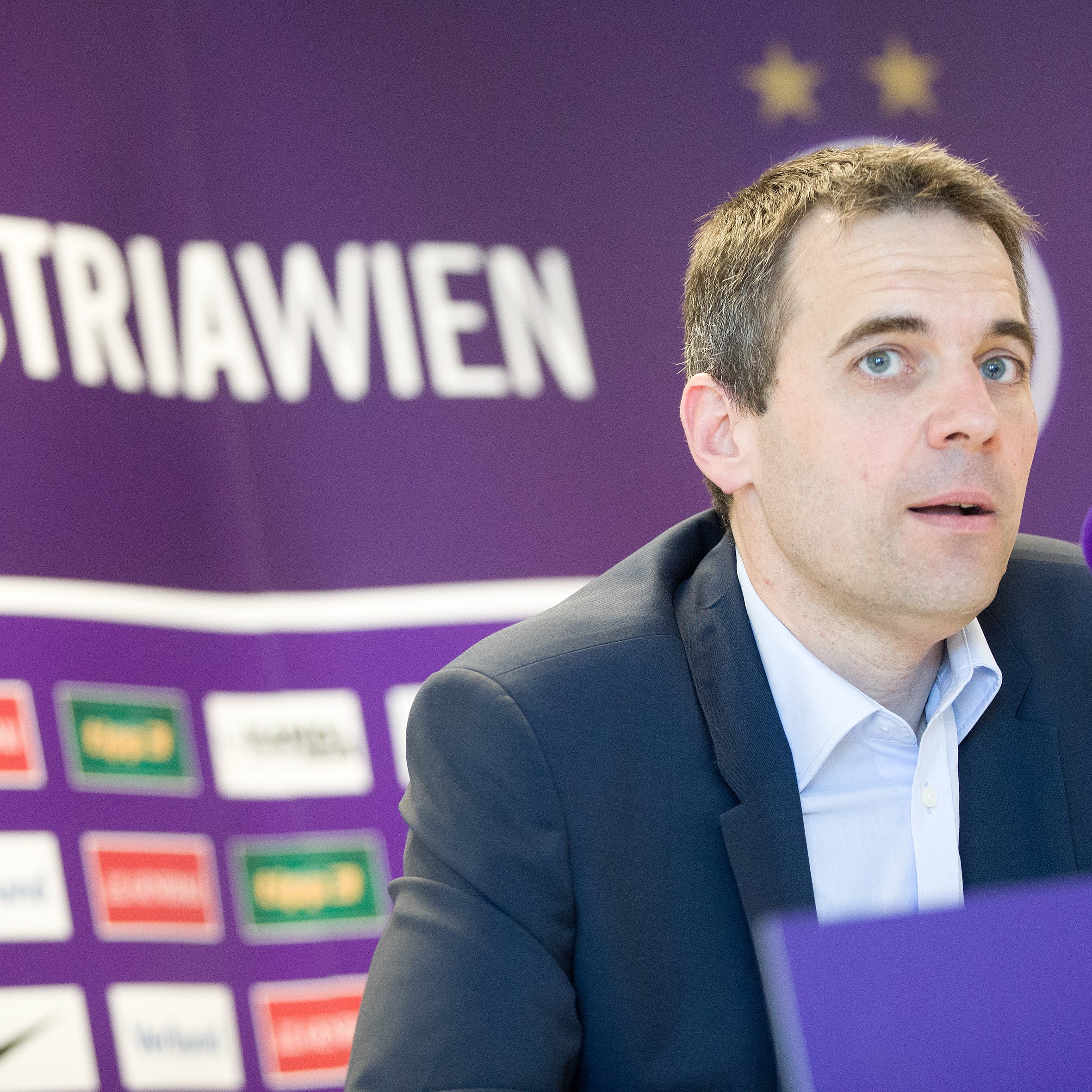 Noch "formale Dinge" bei Vertrag zu lösen.