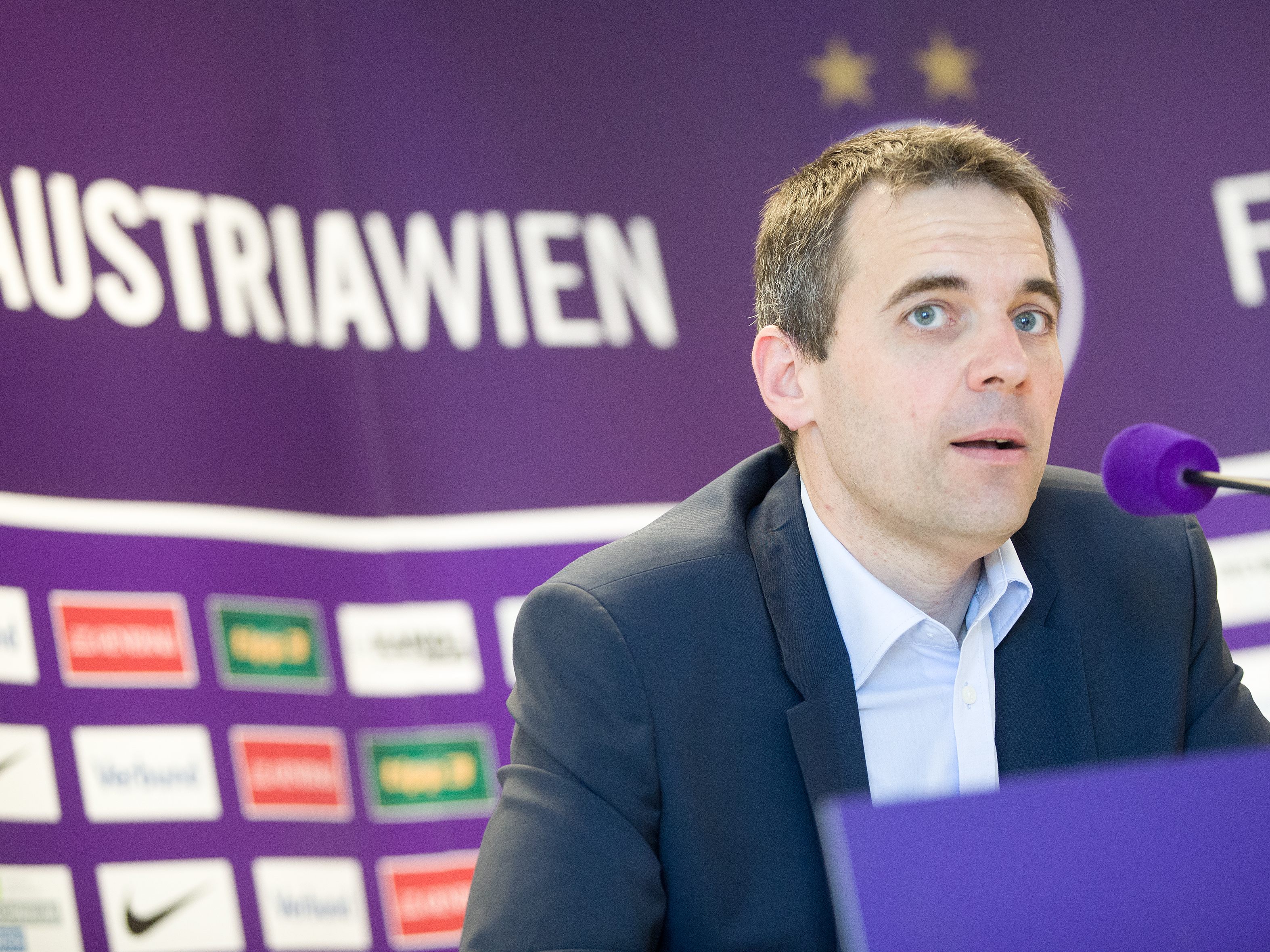 Noch "formale Dinge" bei Vertrag zu lösen.