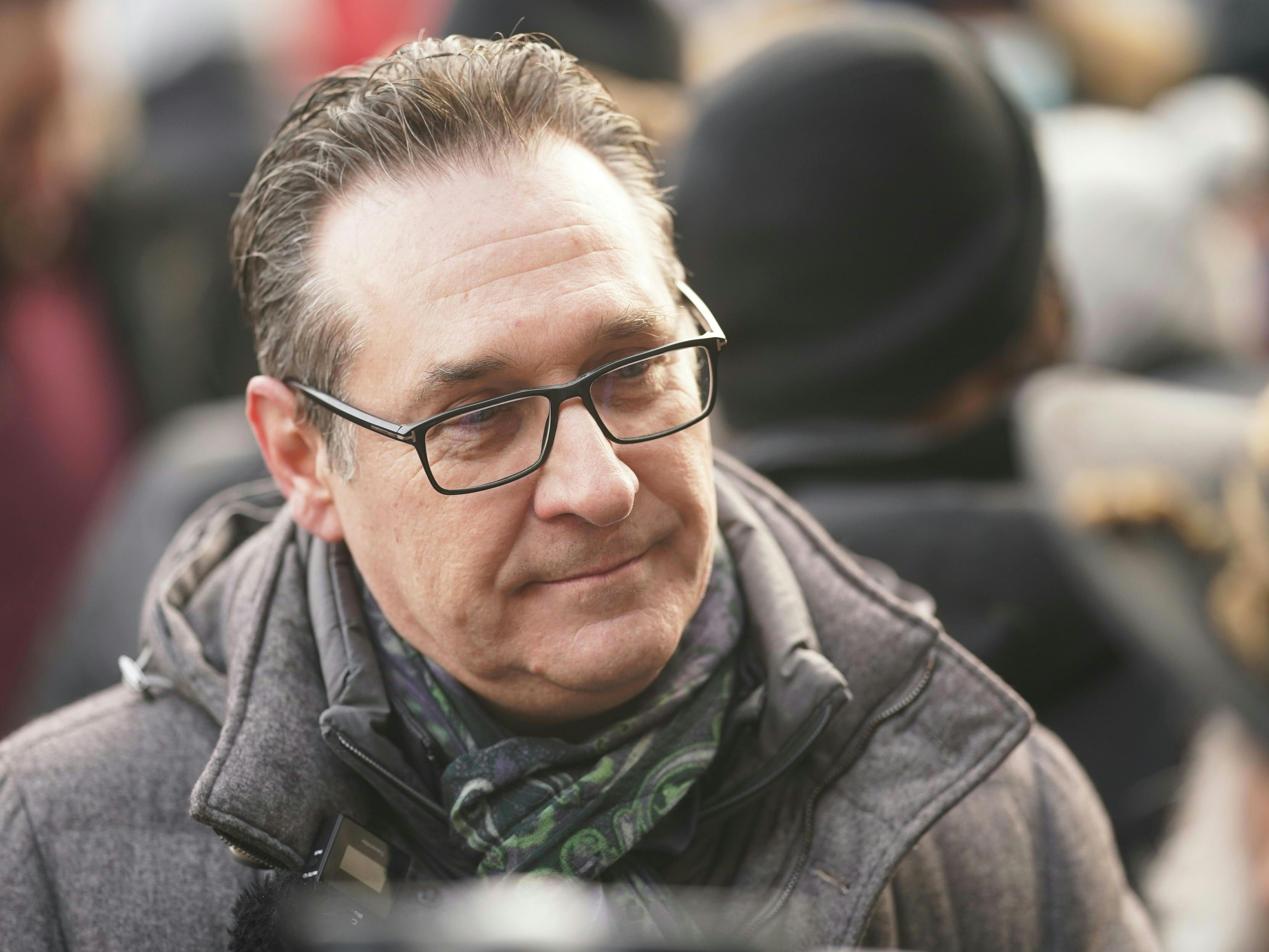 Die Korruptions-Anklage gegen Strache soll fertig sein. Die Korruptions-Anklage gegen Strache soll fertig sein.
