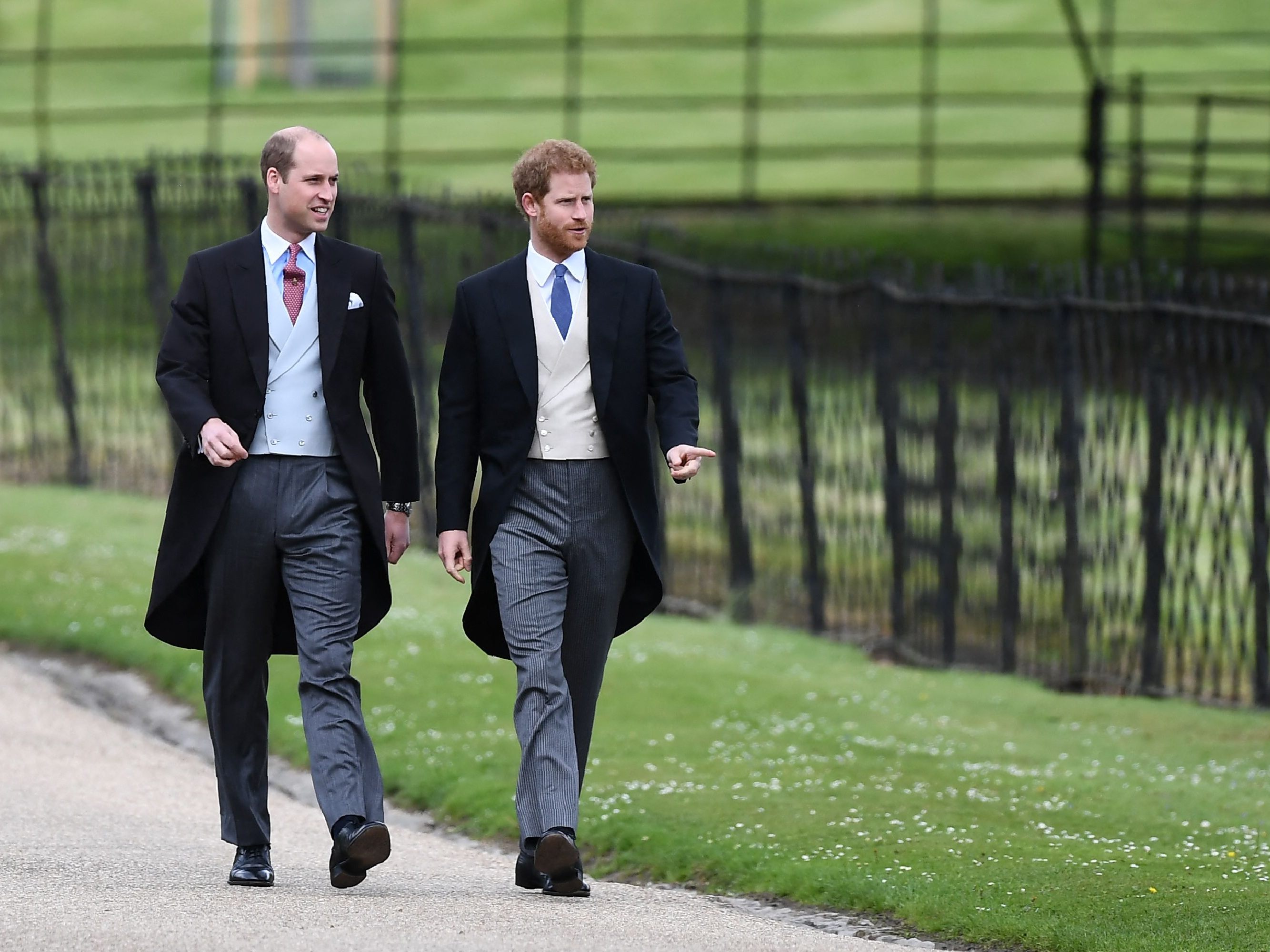 Es wird gehofft, dass Prinz William und Harry die Nichtanwesenheit von Meghan Markle nutzen, um wieder zueinander zu finden.