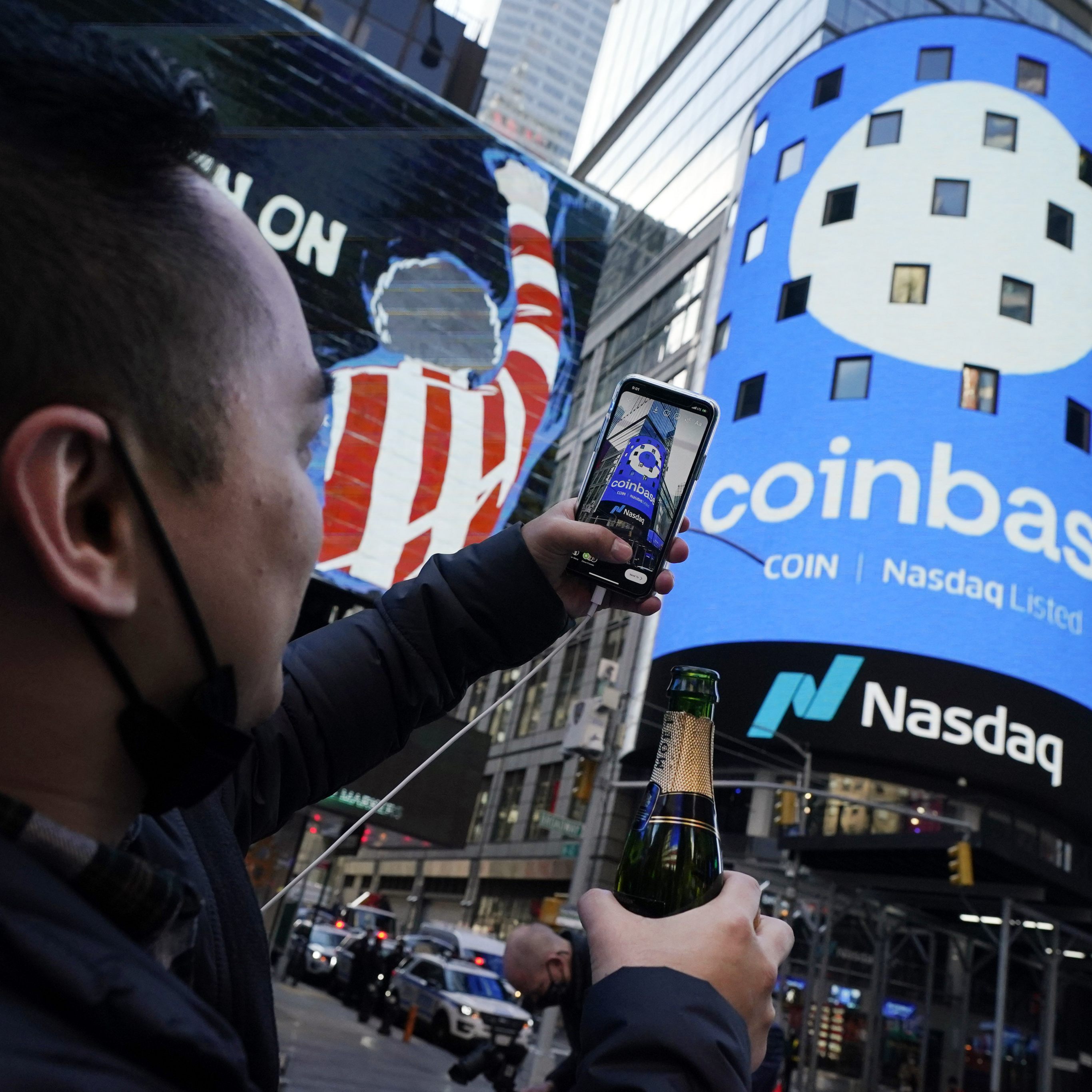 Gesamtbewertung von knapp 100 Mrd. Dollar erreicht