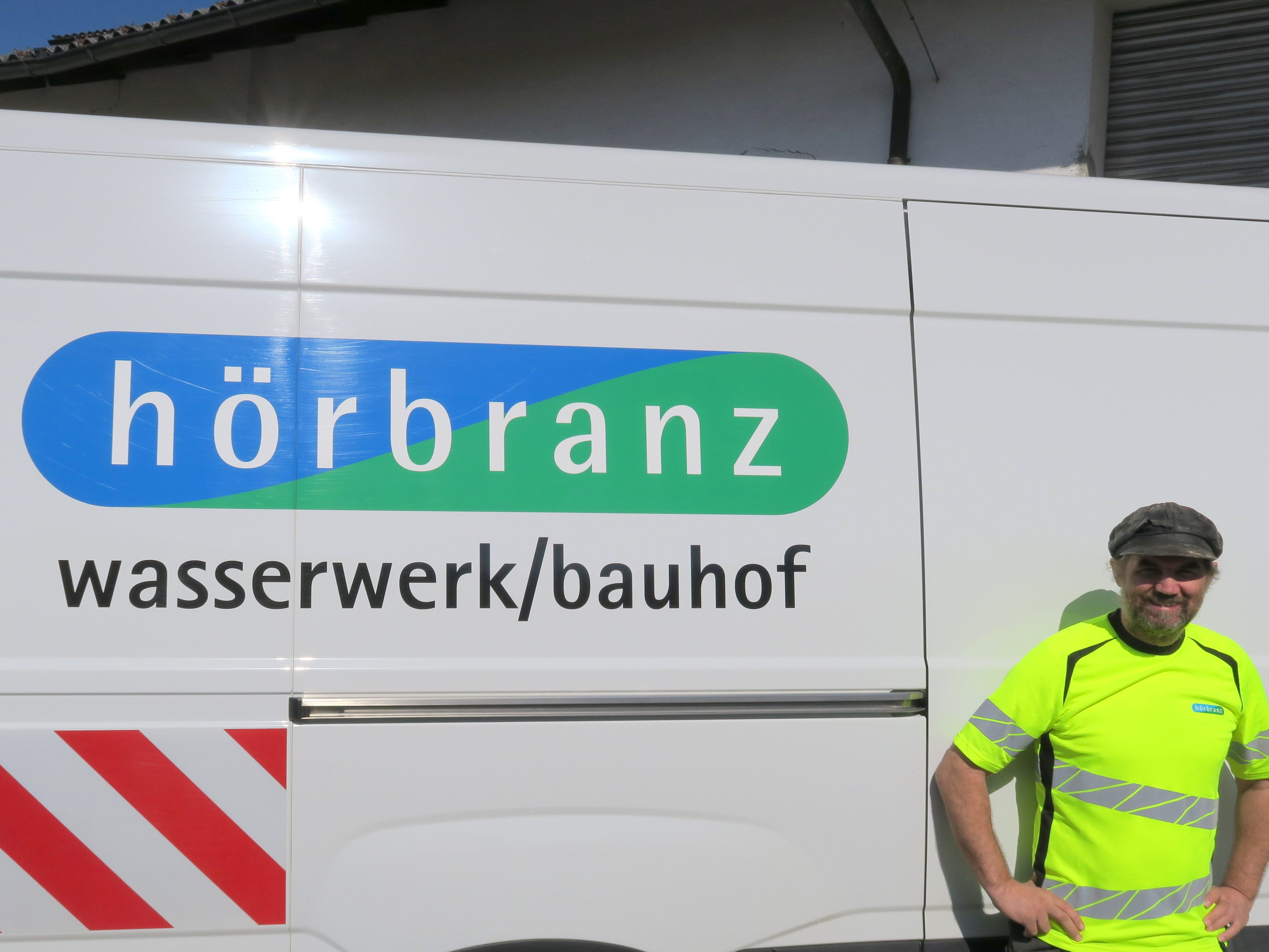 Günther Mais mit seinem Wassermobil