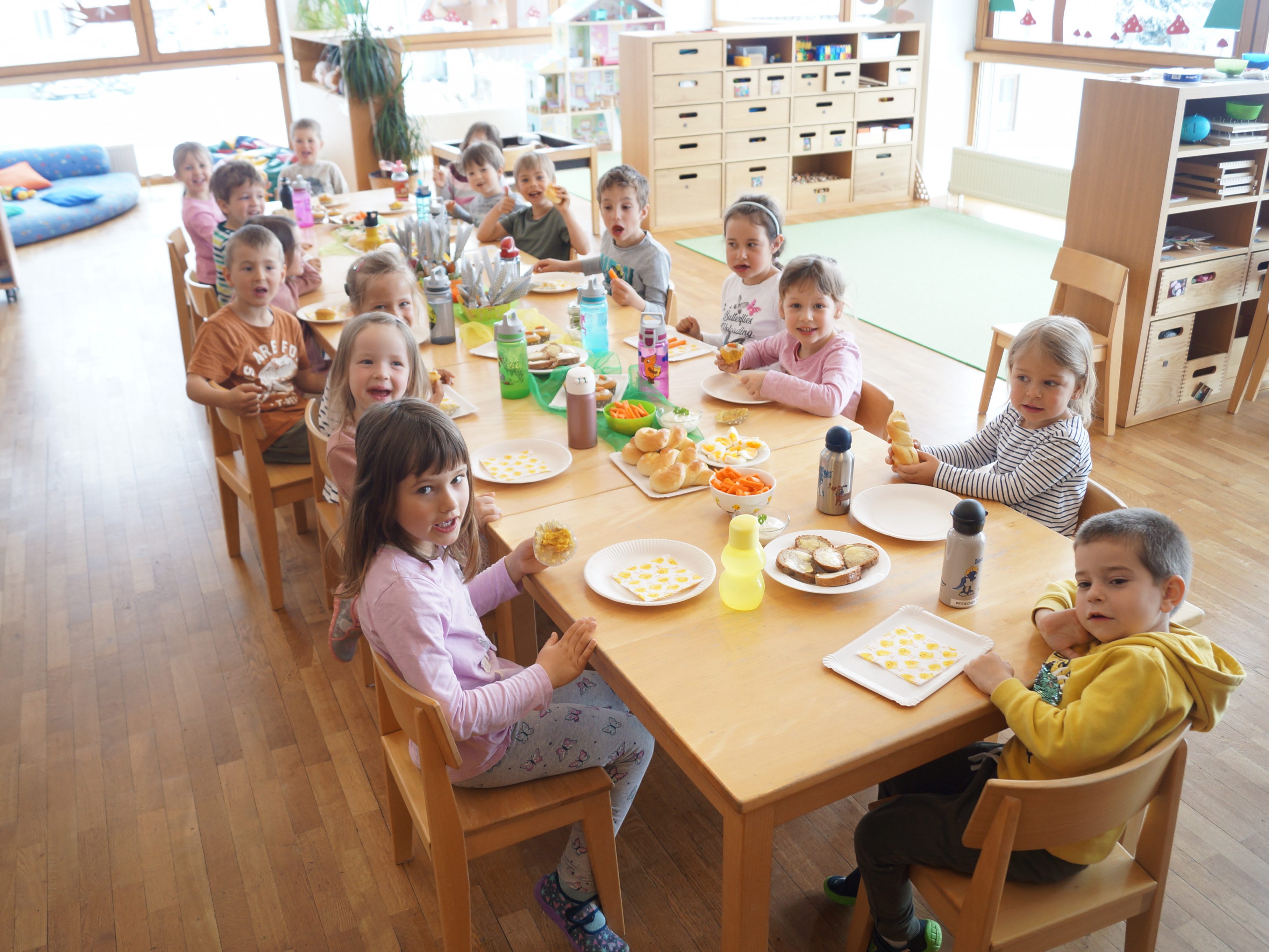 Freudige Osterfeier im Kindergarten Übersaxen. Freudige Osterfeier im Kindergarten Übersaxen.