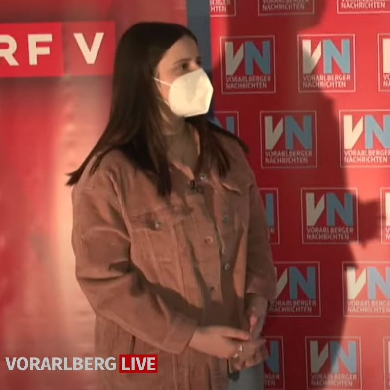 Kristina Stefanovic bei "Vorarlberg LIVE" im Interview mit Gerold Riedmann