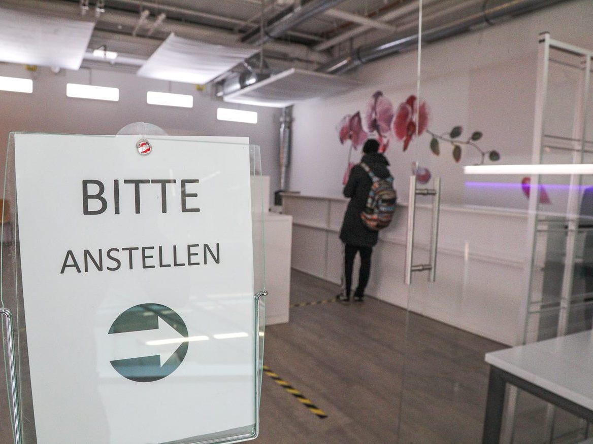 In "The Mall" in Wien-Mitte eröffnet eine neue Coronavirus-Teststraße. In "The Mall" in Wien-Mitte eröffnet eine neue Coronavirus-Teststraße.