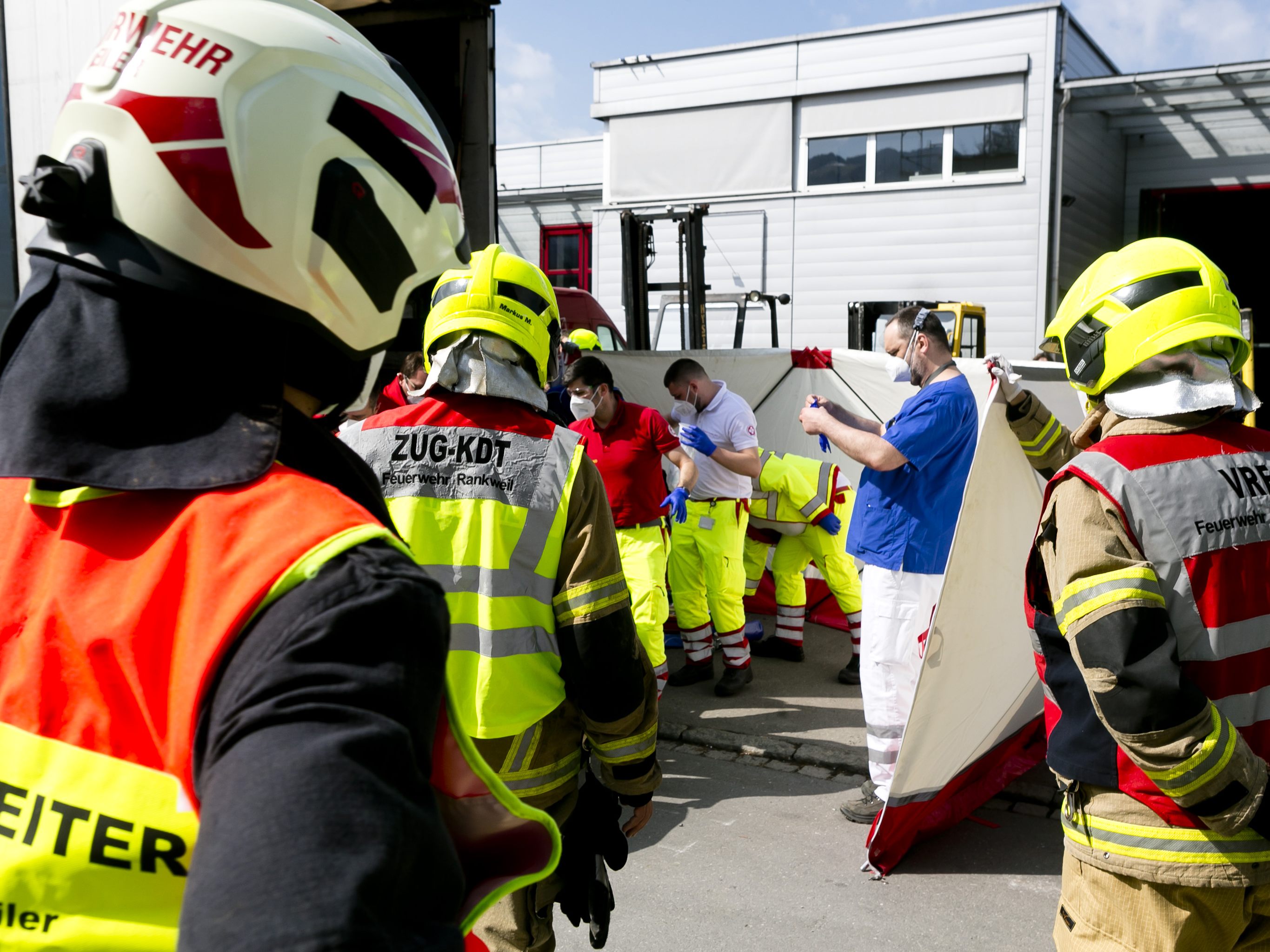 Ein 60-Jähriger wurde bei einem Arbeitsunfall in Weiler schwer verletzt.