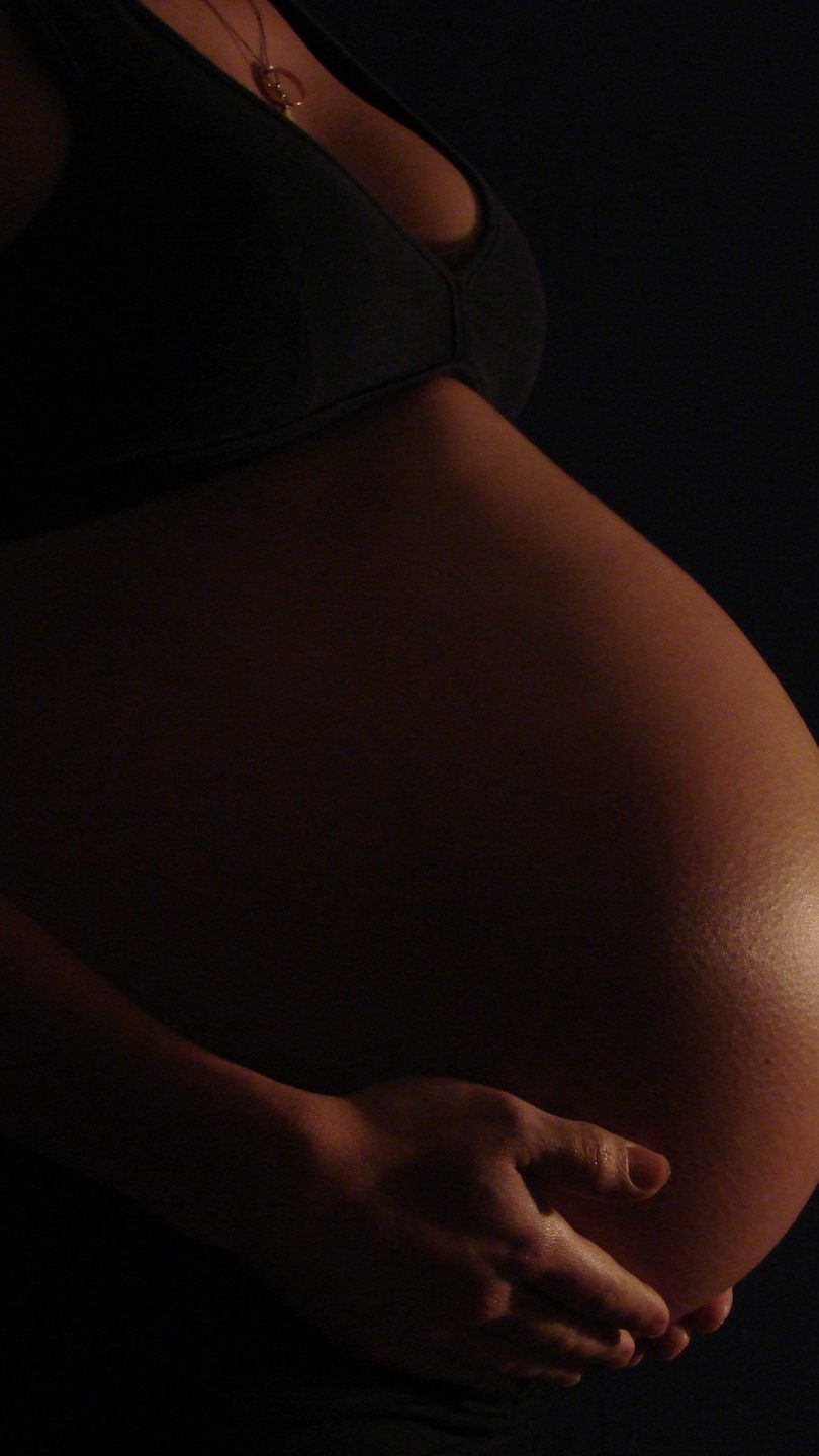 Es wird eine Freistellung von schwangeren Handelsangestellten gefordert.