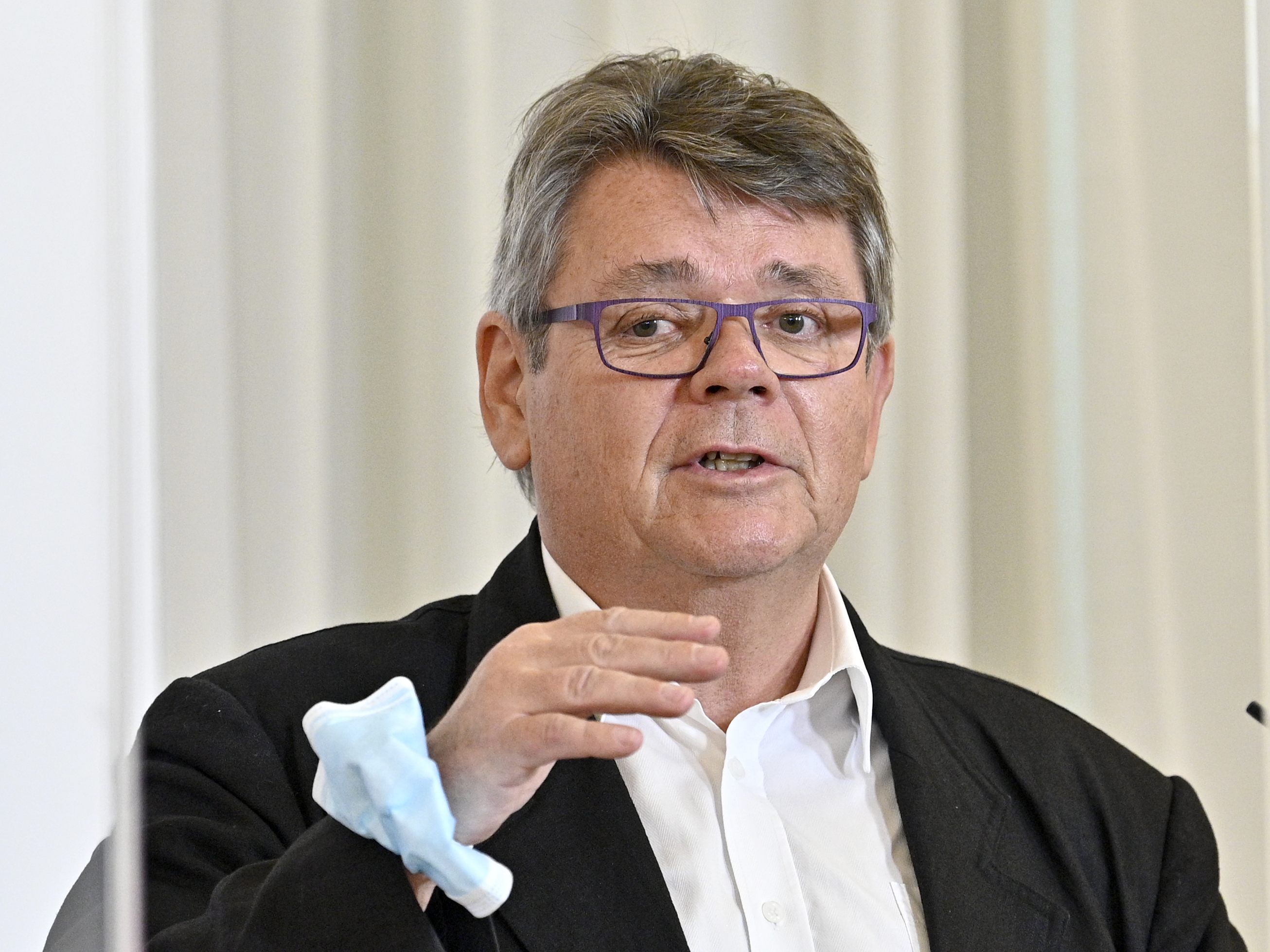Kazian ist dennoch erfreut über die Comeback-Pläne.
