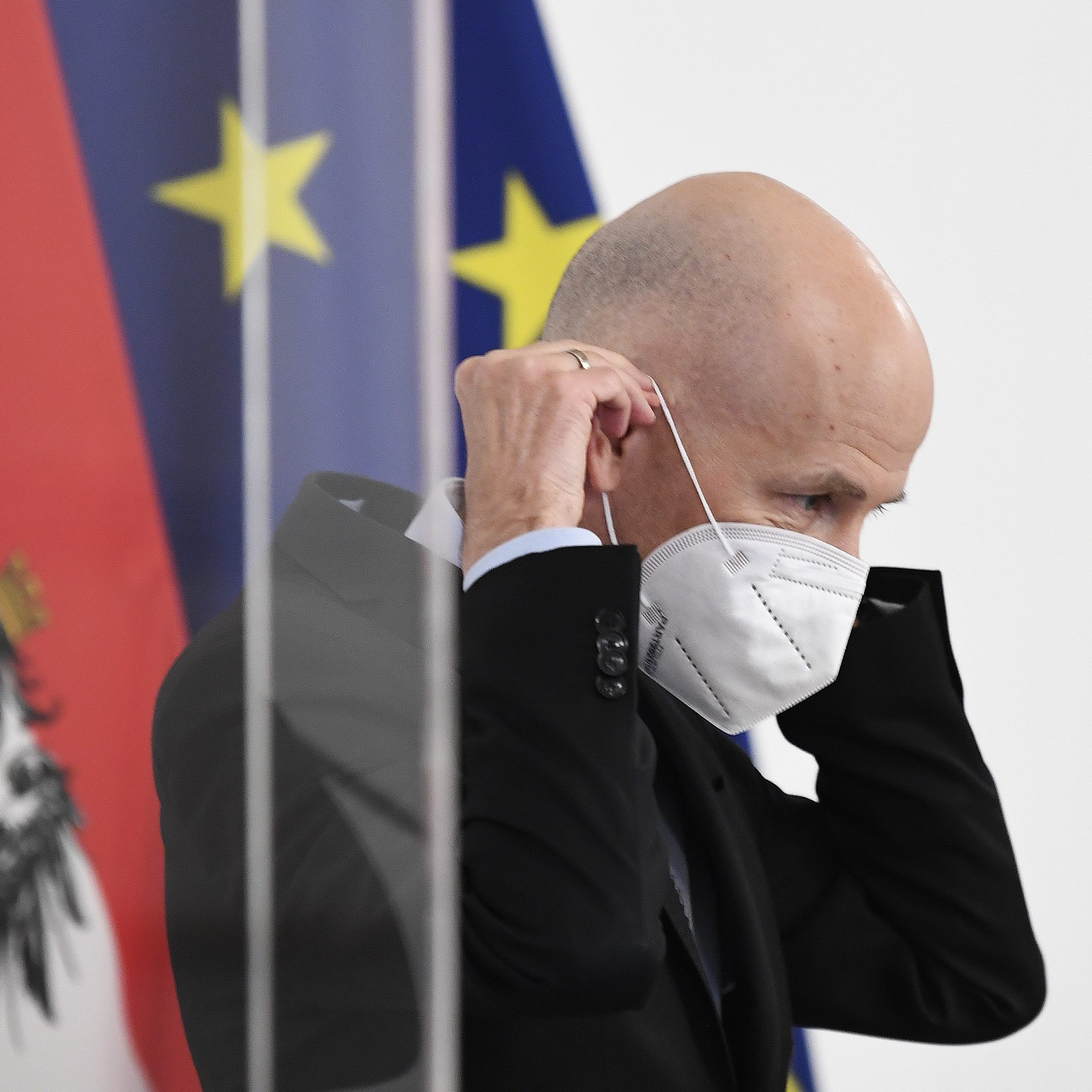 Arbeitsminister Kocher erwartet eine Entlastung des Arbeitsmarktes im Sommer.