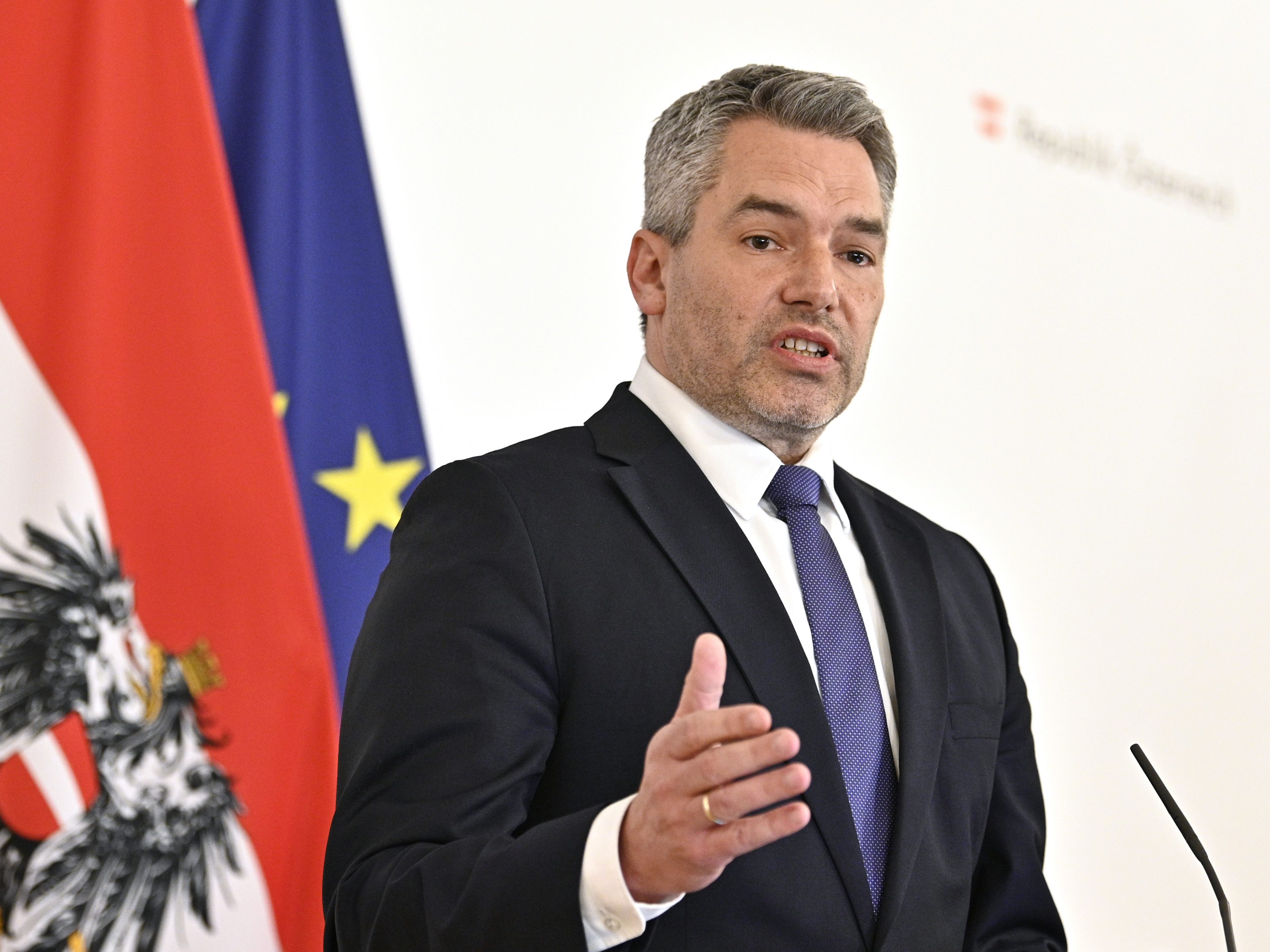 Innenminister Nehammer gibt eine Pressekonferenz zu Sozialleistungsbetrug im Coronajahr. Innenminister Nehammer gibt eine Pressekonferenz zu Sozialleistungsbetrug im Coronajahr.