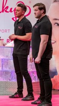 Pinky Gloves in der "Höhle der Löwen".