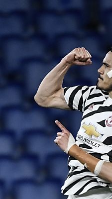 Cavani durfte auch in Rom zweimal zum Torjubel abheben