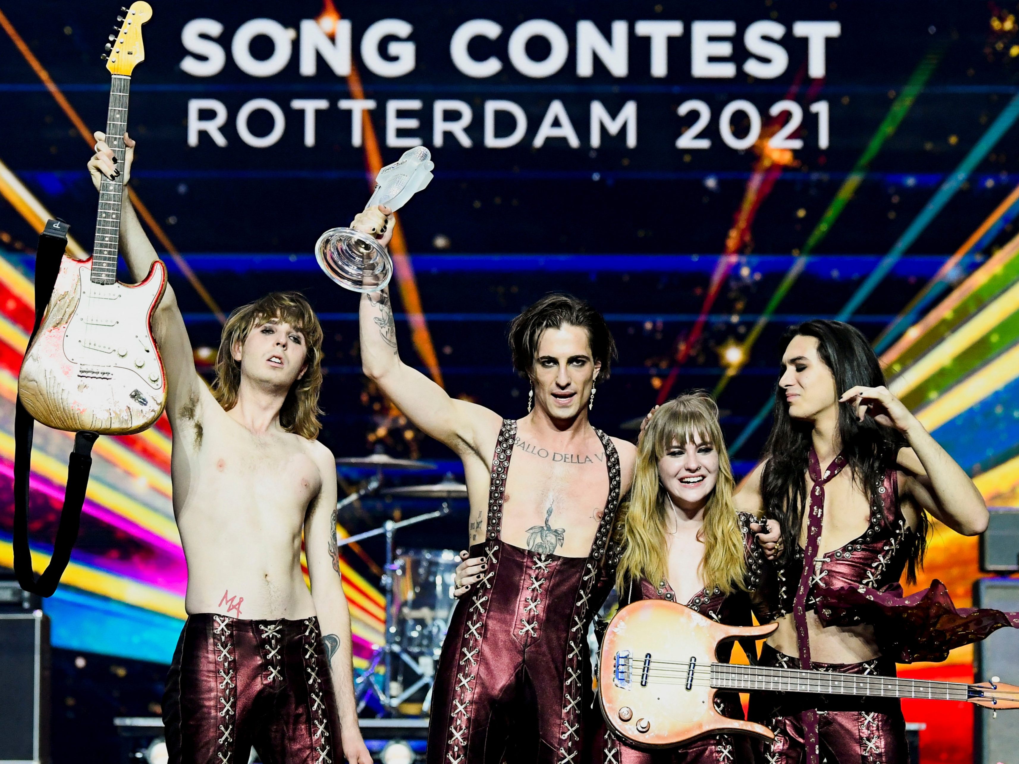 ESC-Gewinner Maneskin: Video löste Spekulationen über Kokainkonsum aus. ESC-Gewinner Maneskin: Video löste Spekulationen über Kokainkonsum aus.