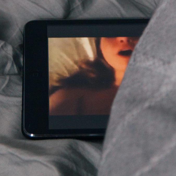 Laut "Dossier"-Recherche