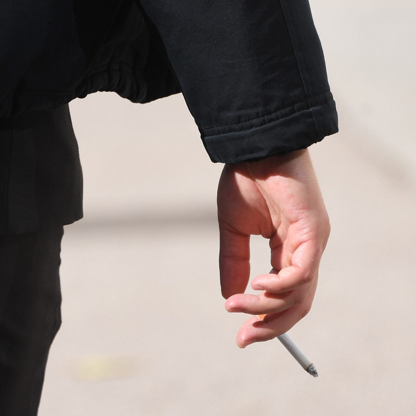 Thema: Covid-19 und Rauchen.