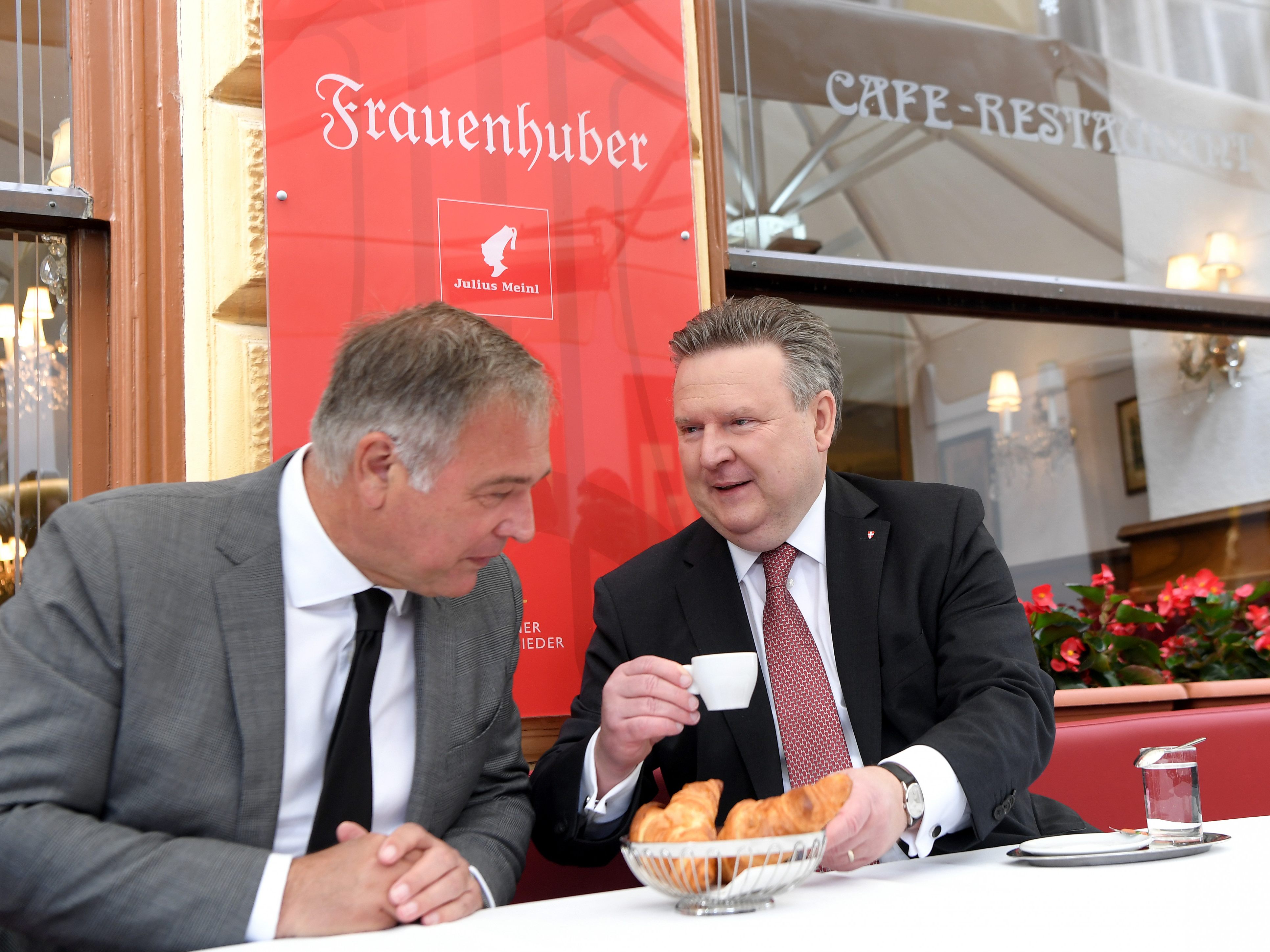Gemeinsamer Medientermin anlässlich des Gastro-Neustarts in Wien.