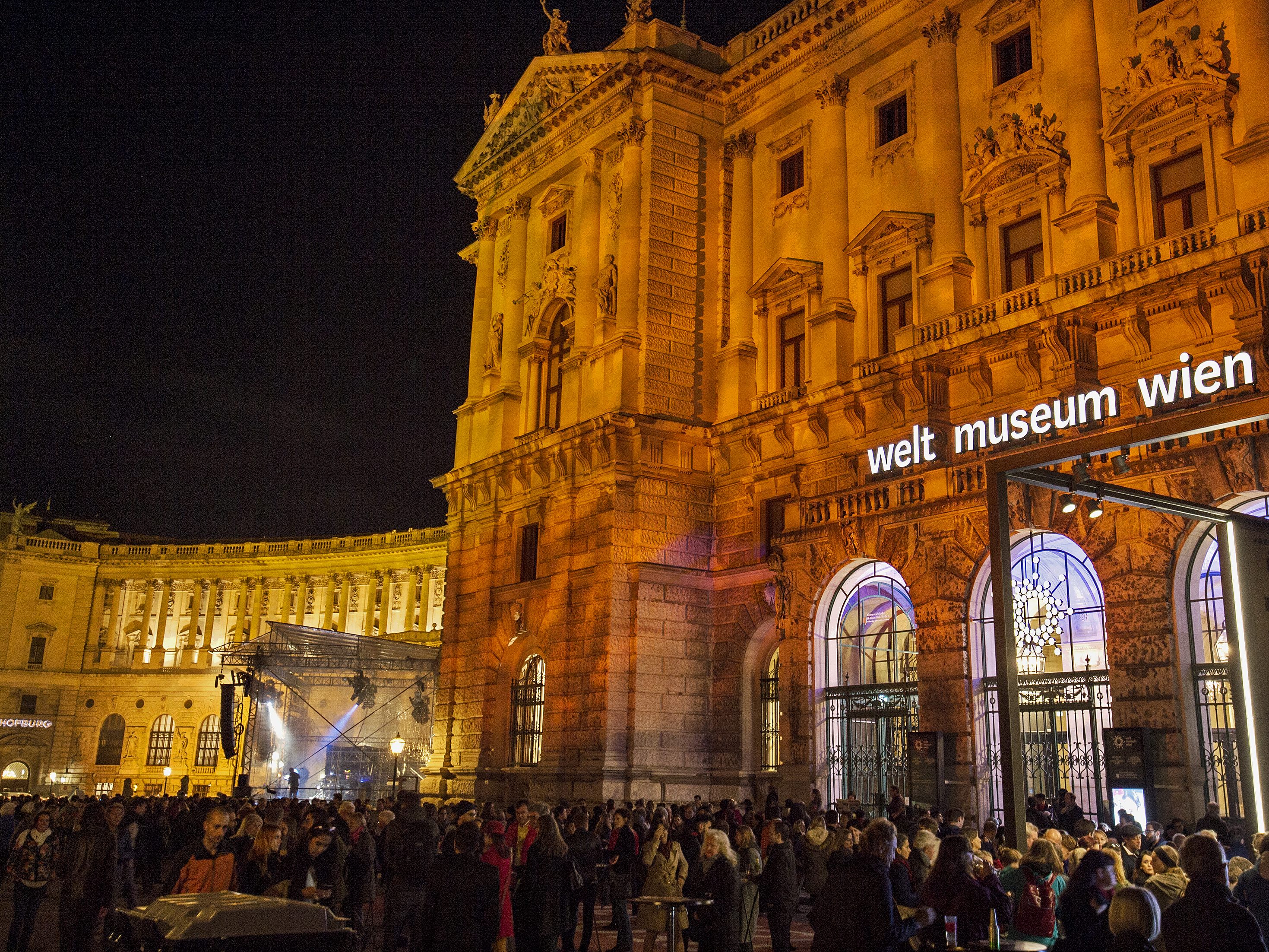 Das Weltmuseum Wien vor mehreren Jahren. Das Weltmuseum Wien vor mehreren Jahren.