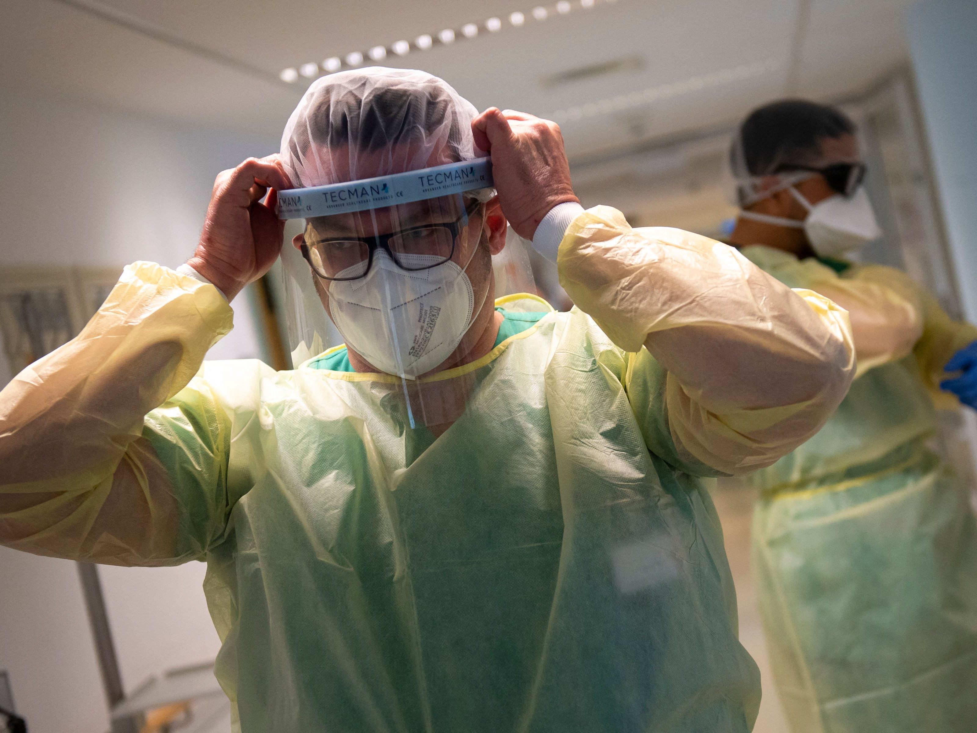889 Personen in Vorarlberg gelten derzeit als aktiv positive Corona-Fälle. 889 Personen in Vorarlberg gelten derzeit als aktiv positive Corona-Fälle.