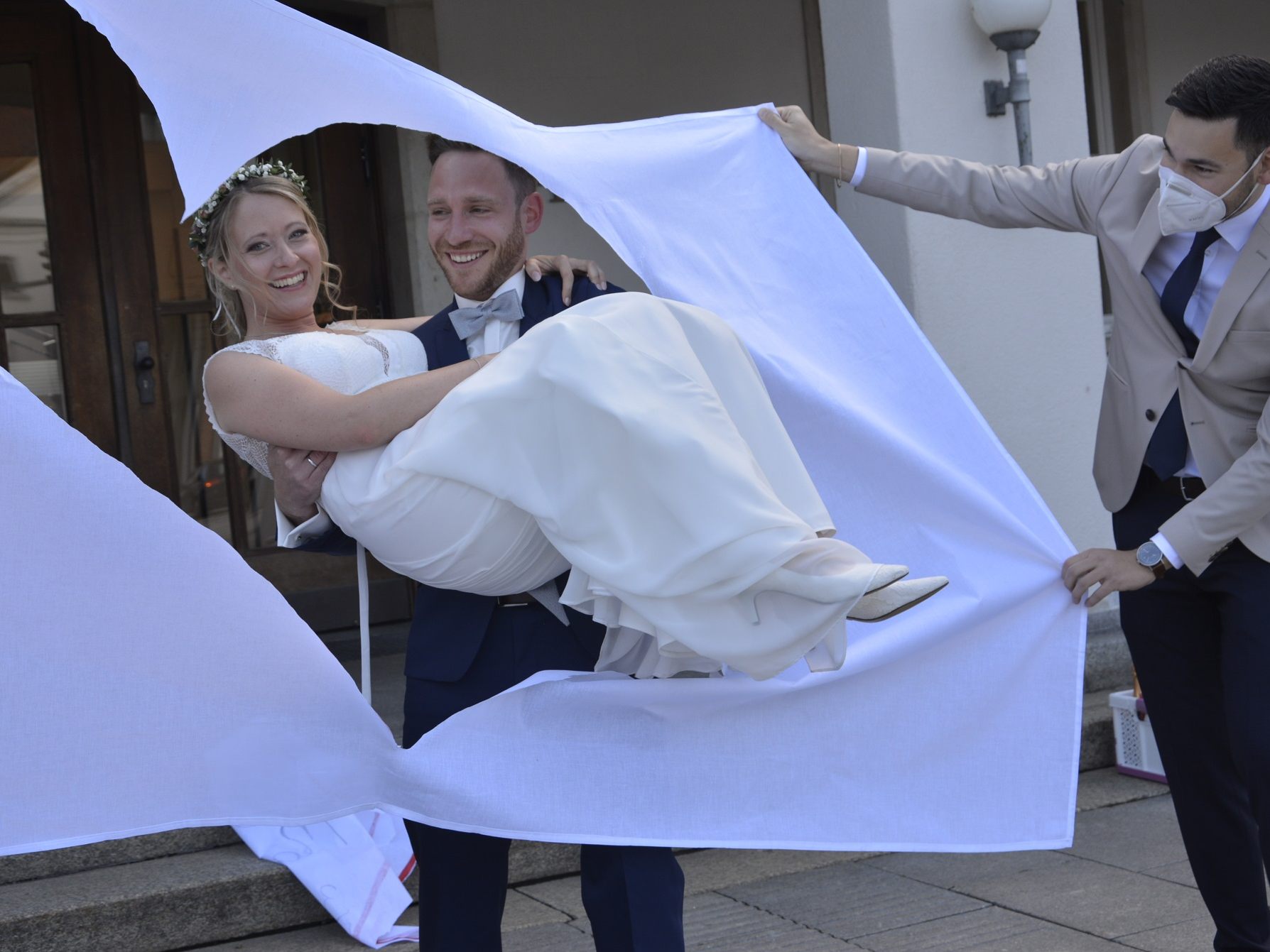 Glücklich vermählt beim Standesamt Dornbirn. Glücklich vermählt beim Standesamt Dornbirn.
